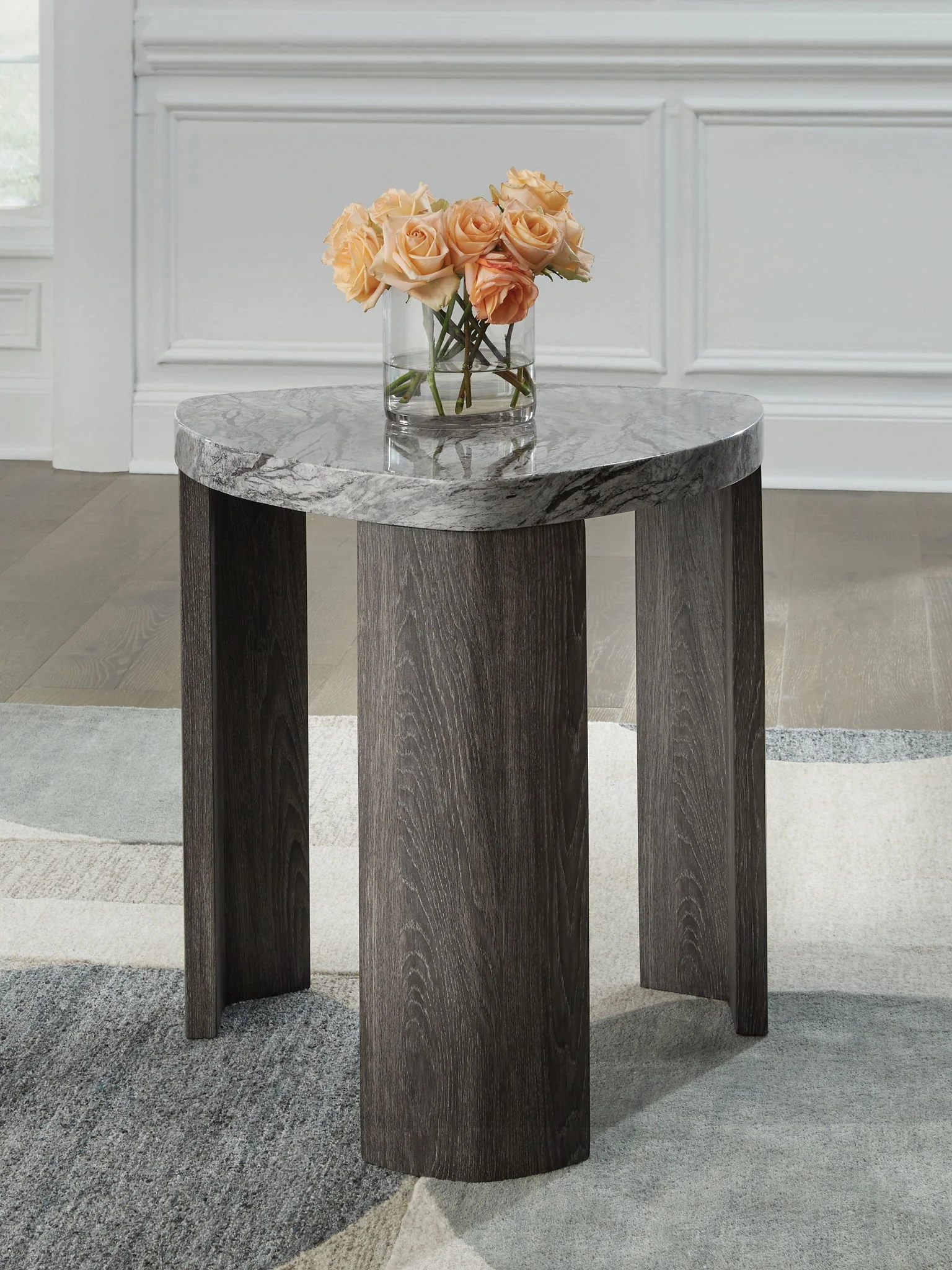Surmour - Triangle End Table - Gray / Brown - Image 2