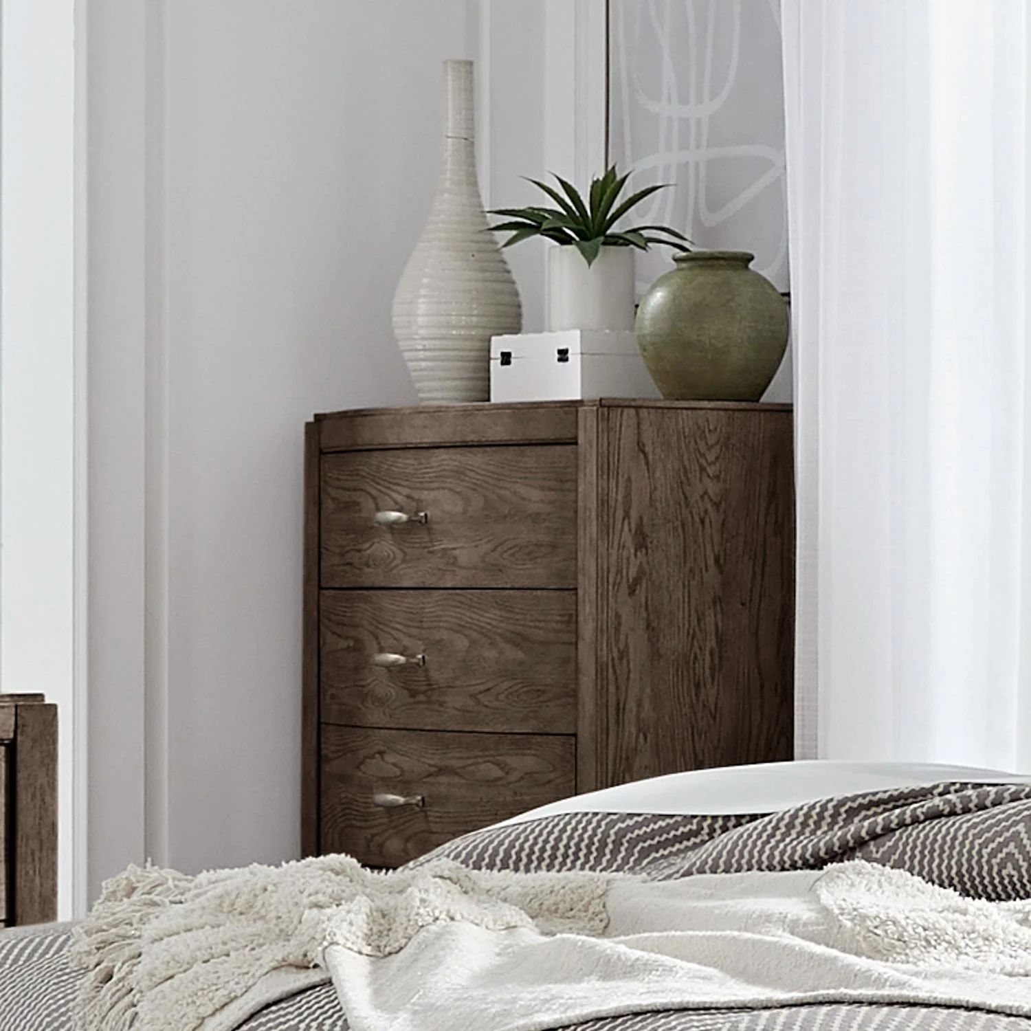 Avalon - 5 Drawer Chest - Image 2