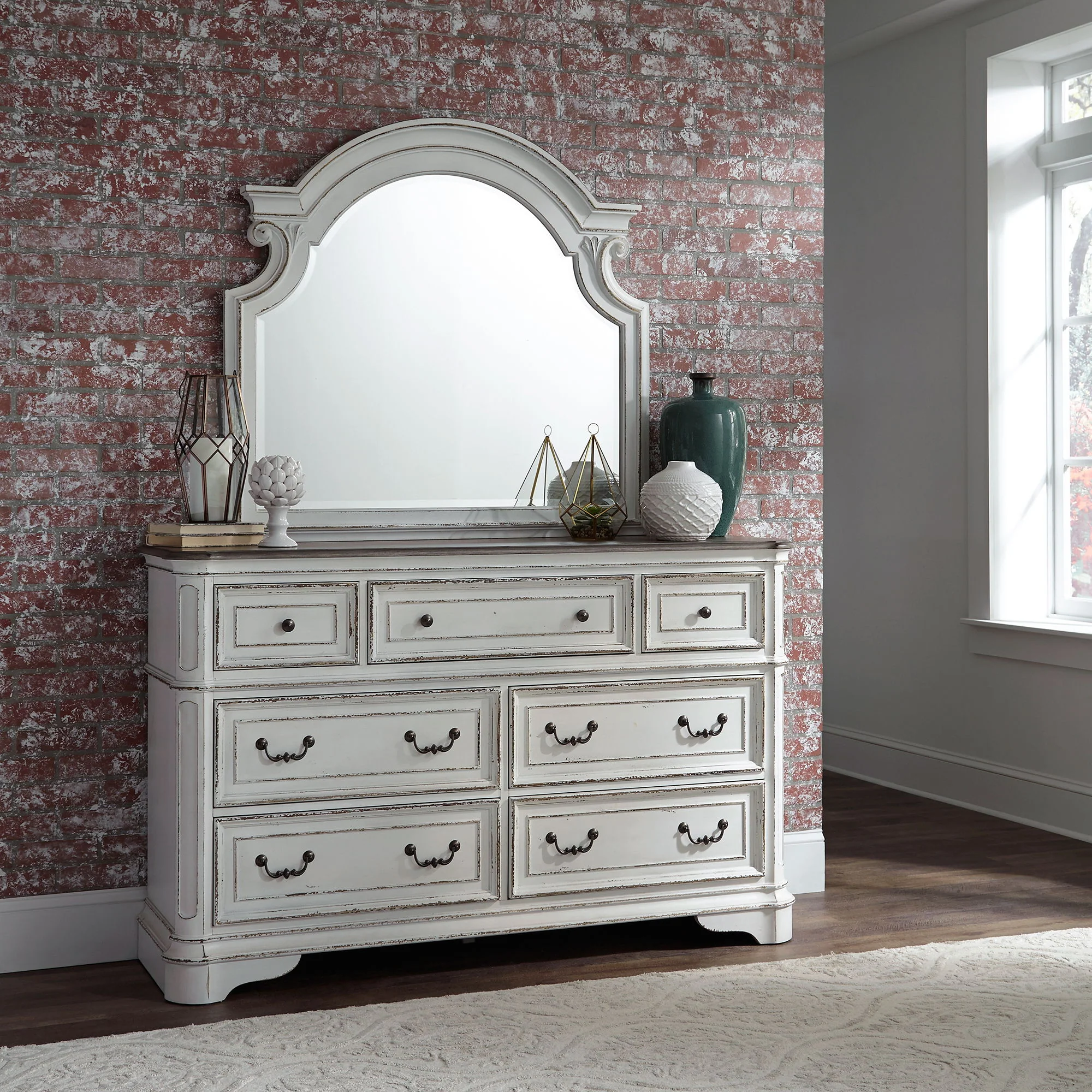 Magnolia Manor - Sleigh Bedroom Set - Image 2