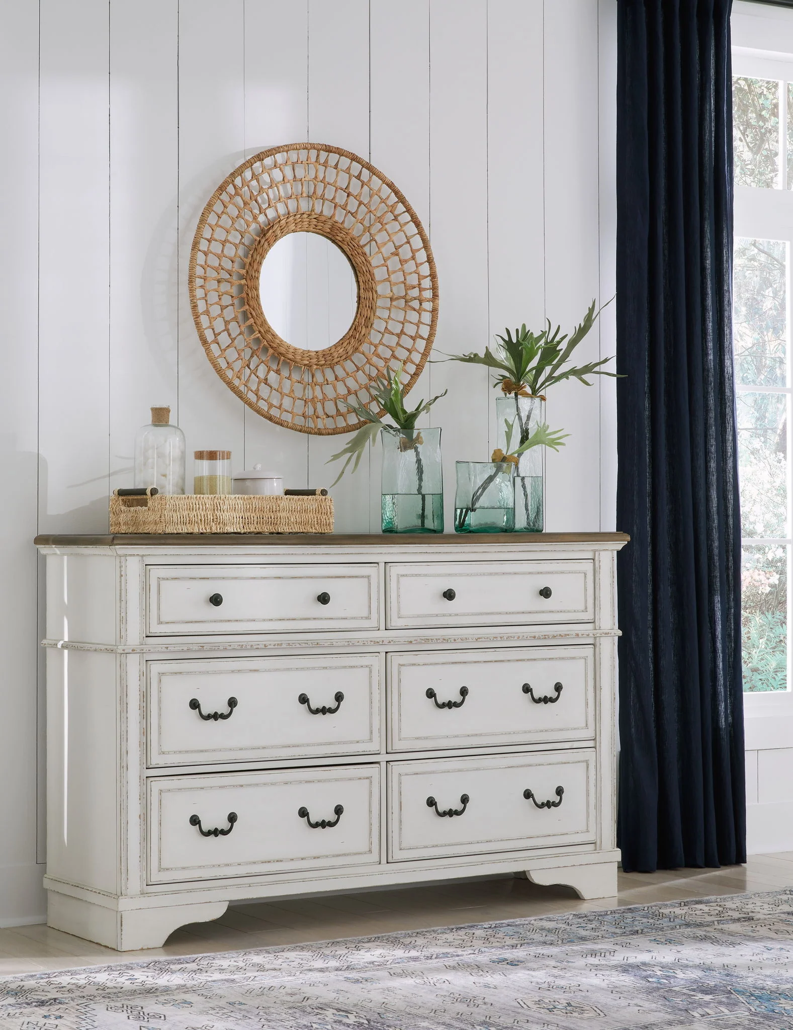 Blendon - Dresser - Two-tone - Image 2