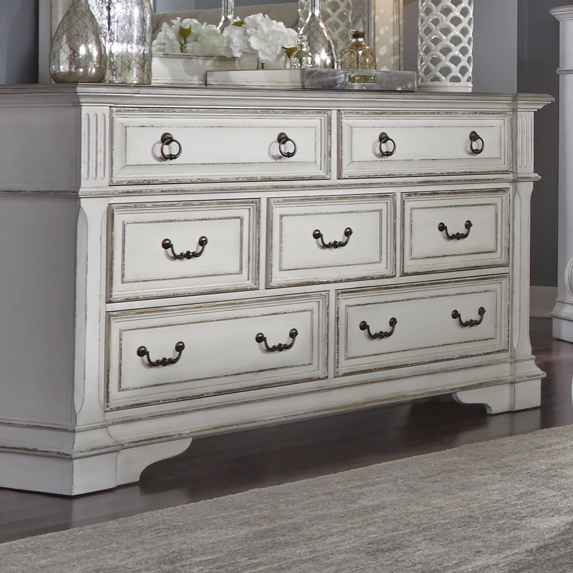 Abbey Park - 7 Drawer Dresser - Antique White - Image 2