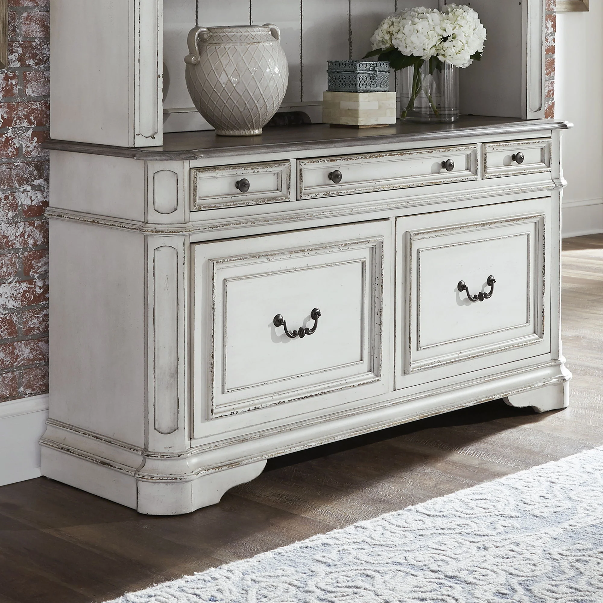 Magnolia Manor – Wood Credenza