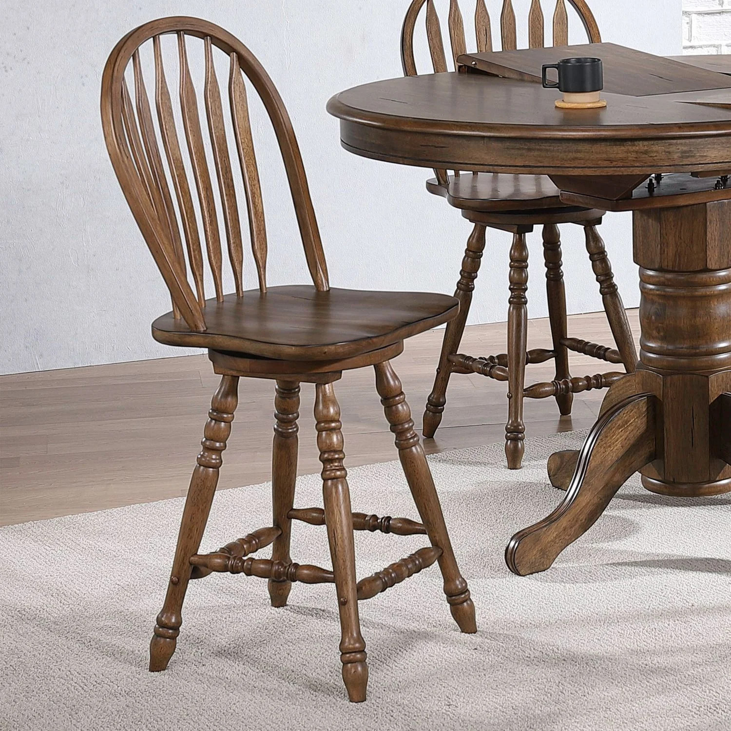 Carolina Crossing – Windsor Swivel Counter Chair