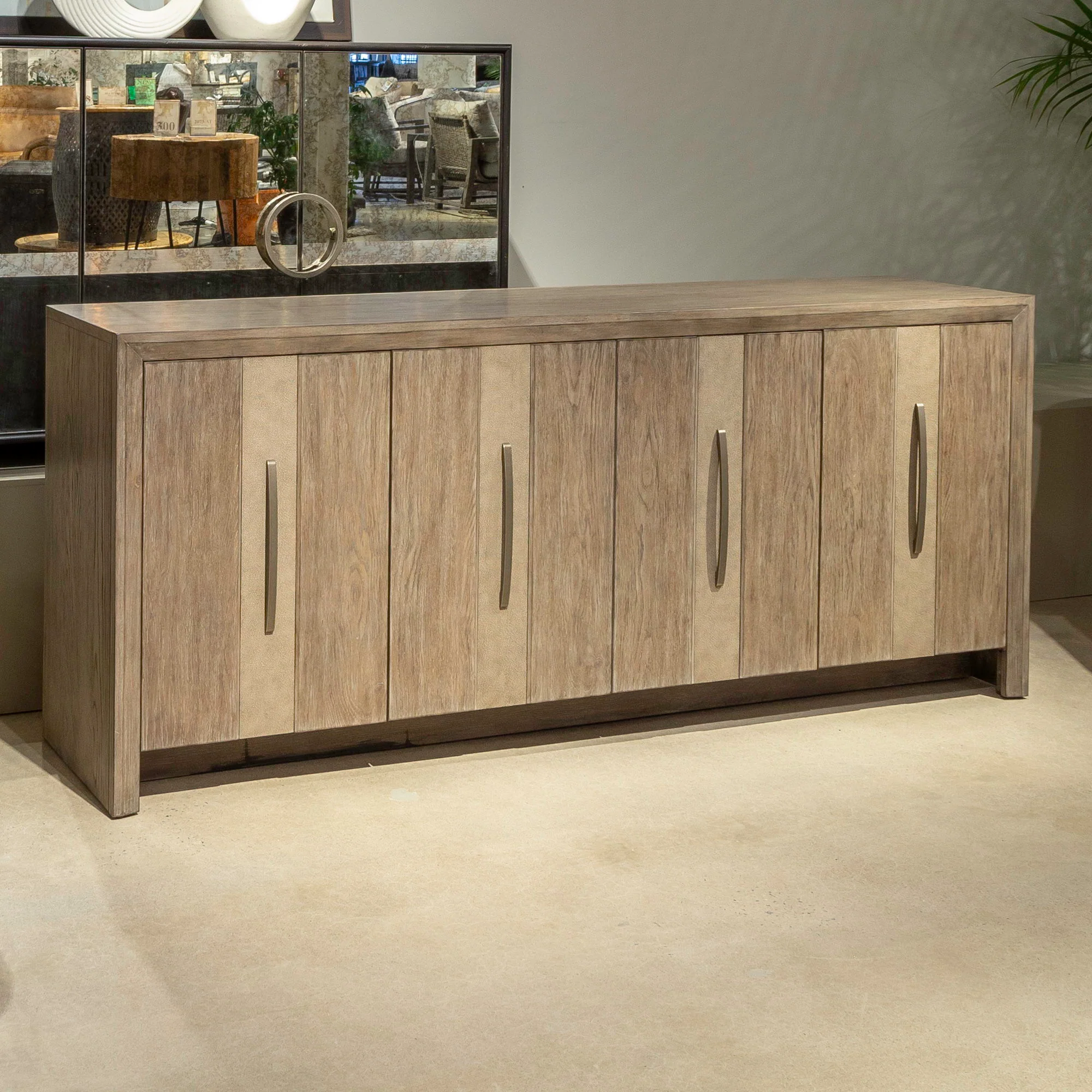 Lafayette – Accent Cabinet