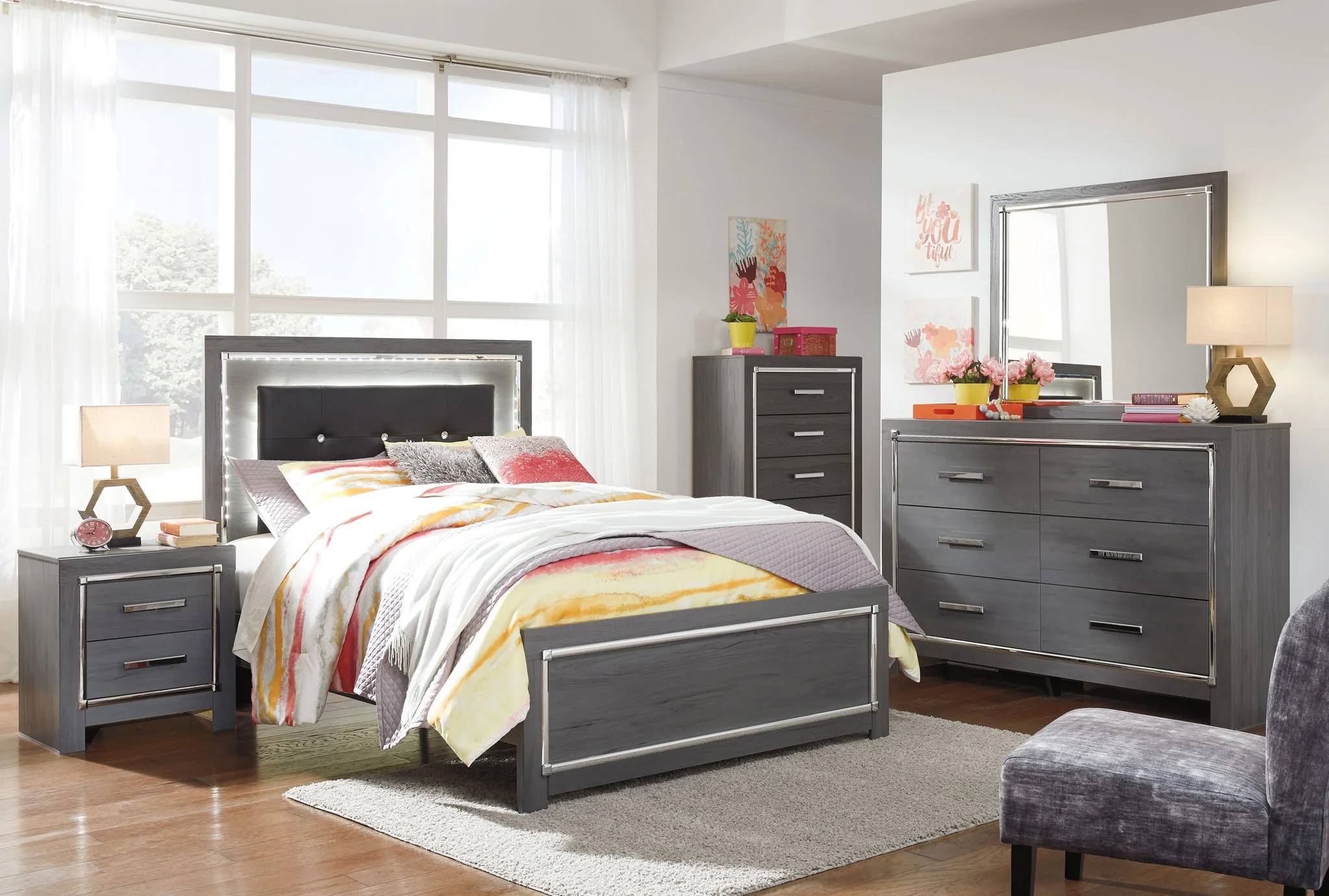 Lodanna – Youth Panel Bedroom Set