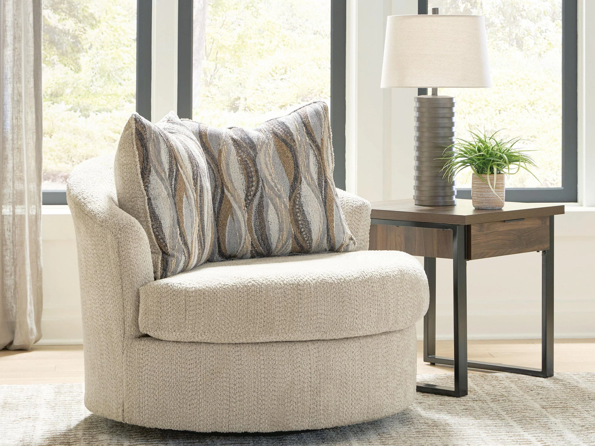 Lofwood - Swivel Accent Chair - Image 3