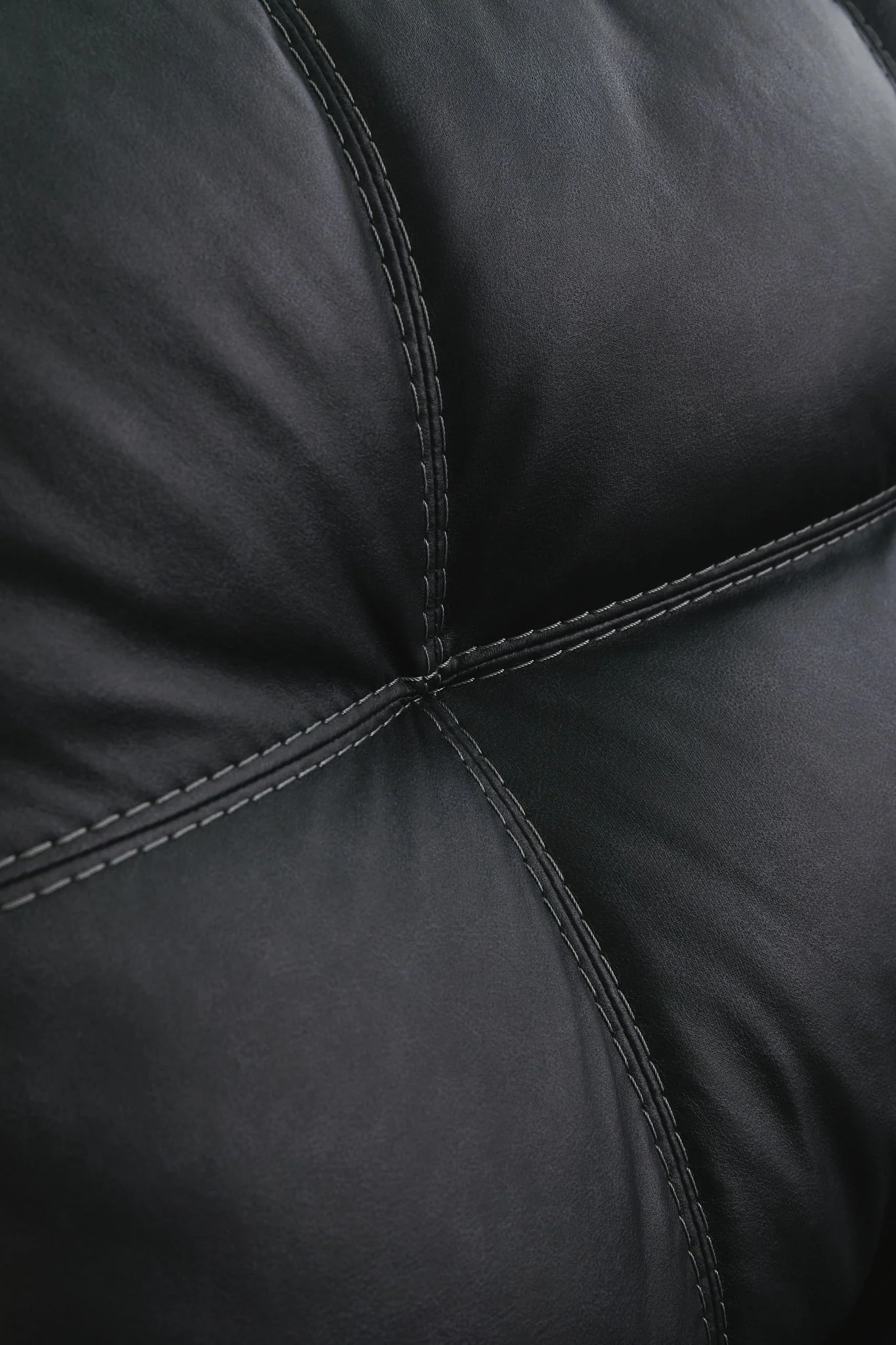 Barlin Mills - Sectional - Image 3