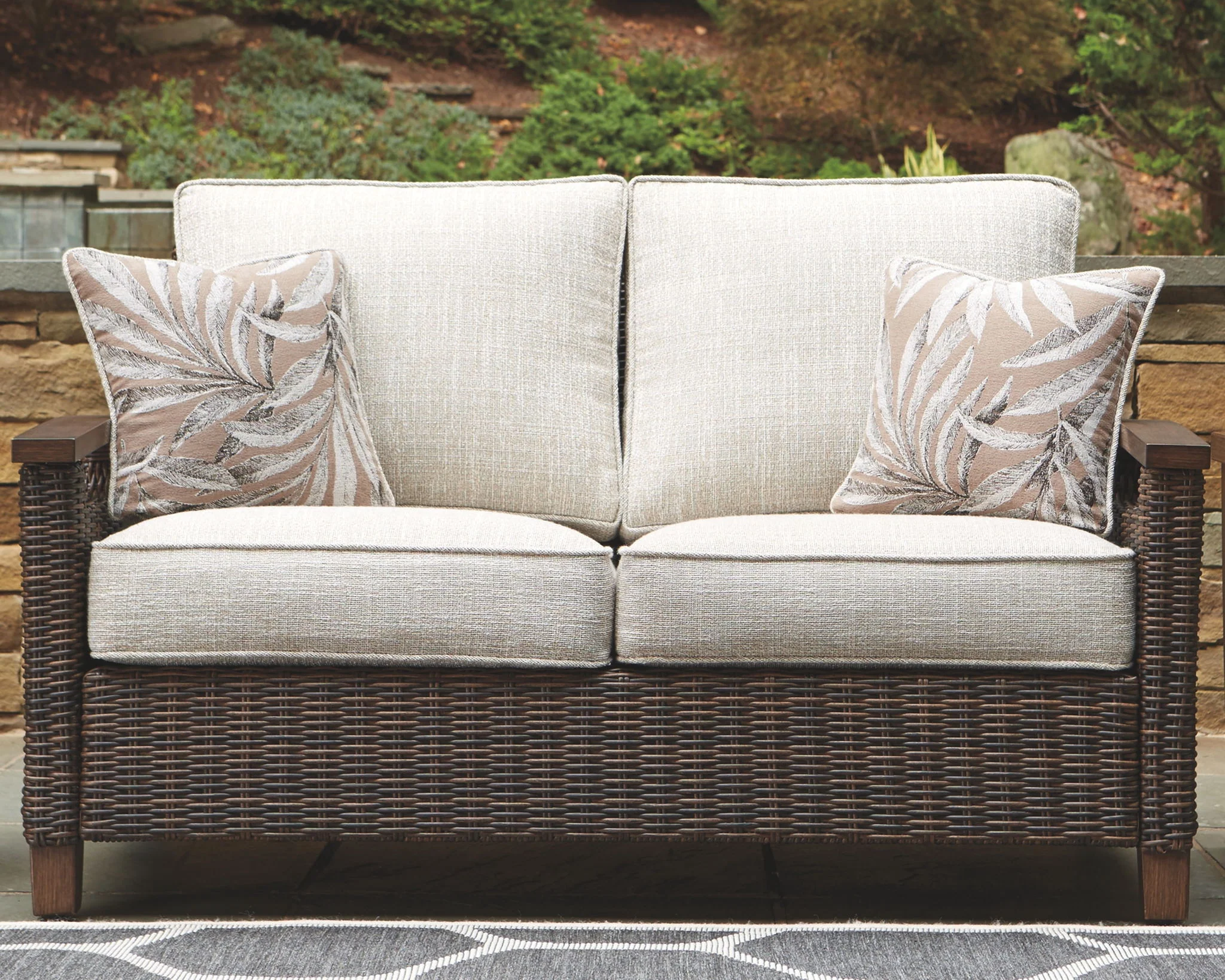 Paradise Trail - Loveseat w/Cushion - Medium Brown - Image 3