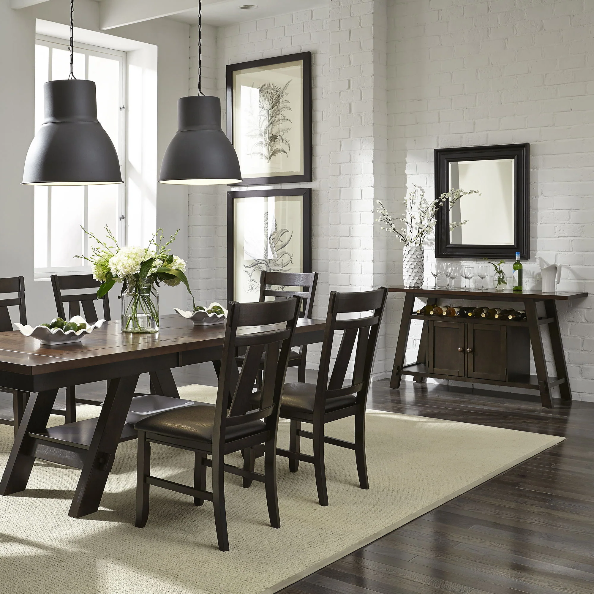 Lawson - Server - Image 2