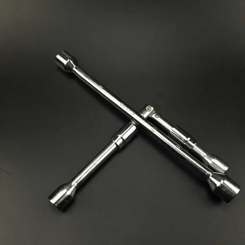 Foldable Easy Lug Nut Wrench - Image 2