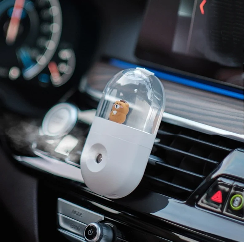 Mini Bear USB Ultra-Quiet Car Humidifier - Image 1