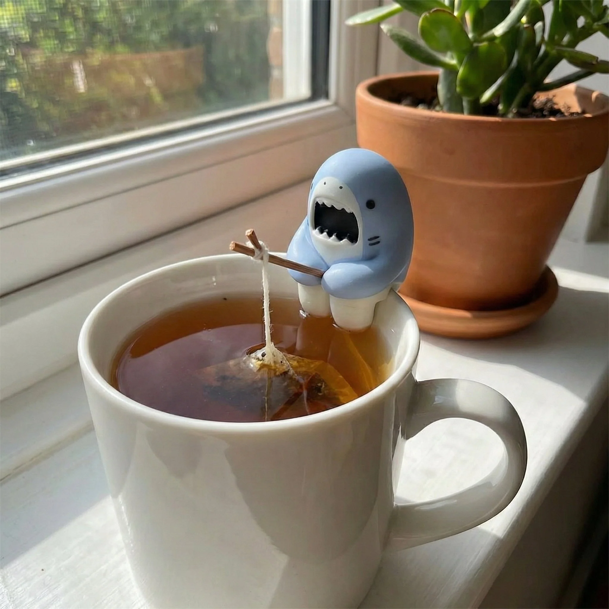 Chill Shark Tea Bag Holder - Image 2
