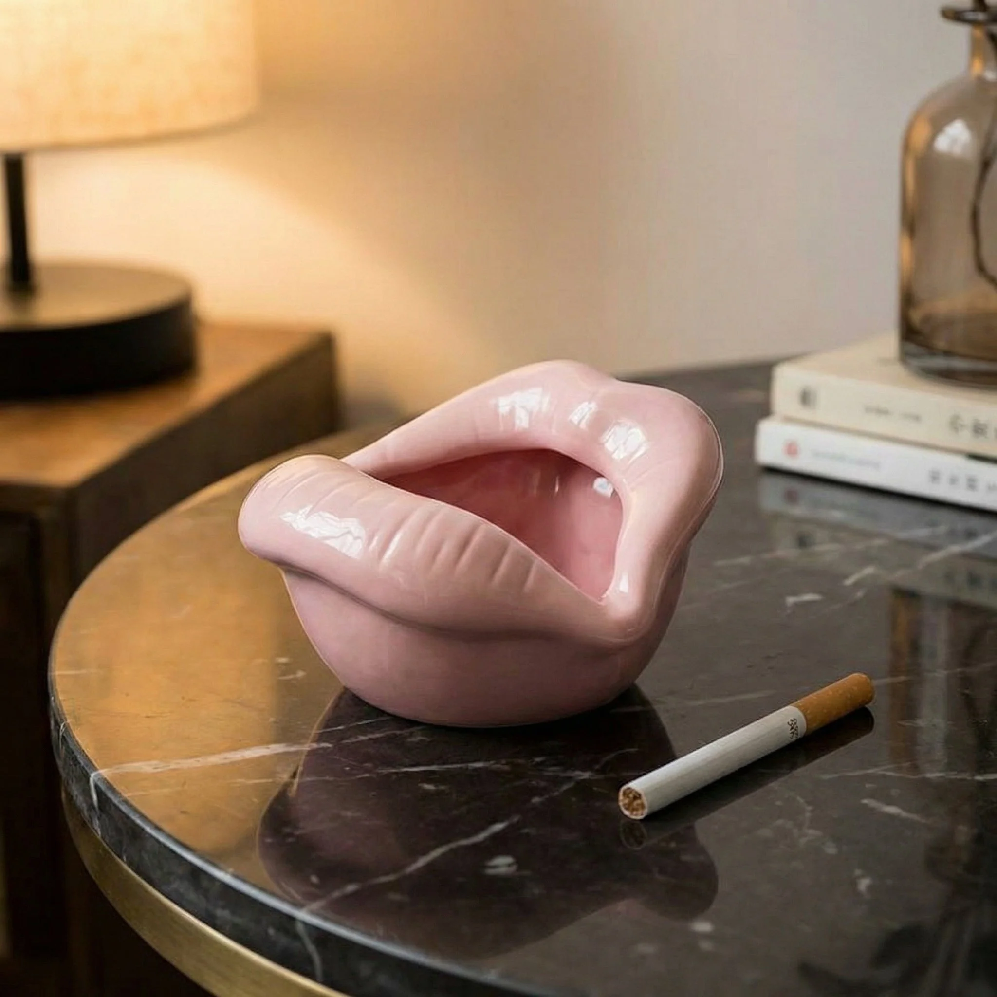 Kiss Me Creative Ashtray - Image 2