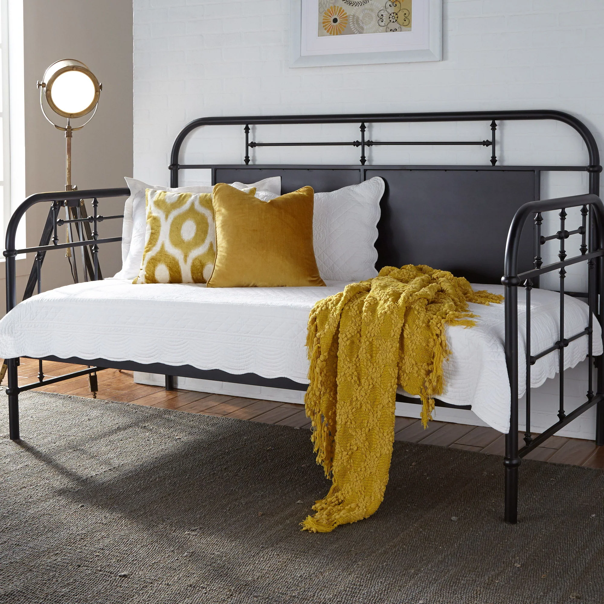 Vintage Series - Metal Day Bed - Image 2
