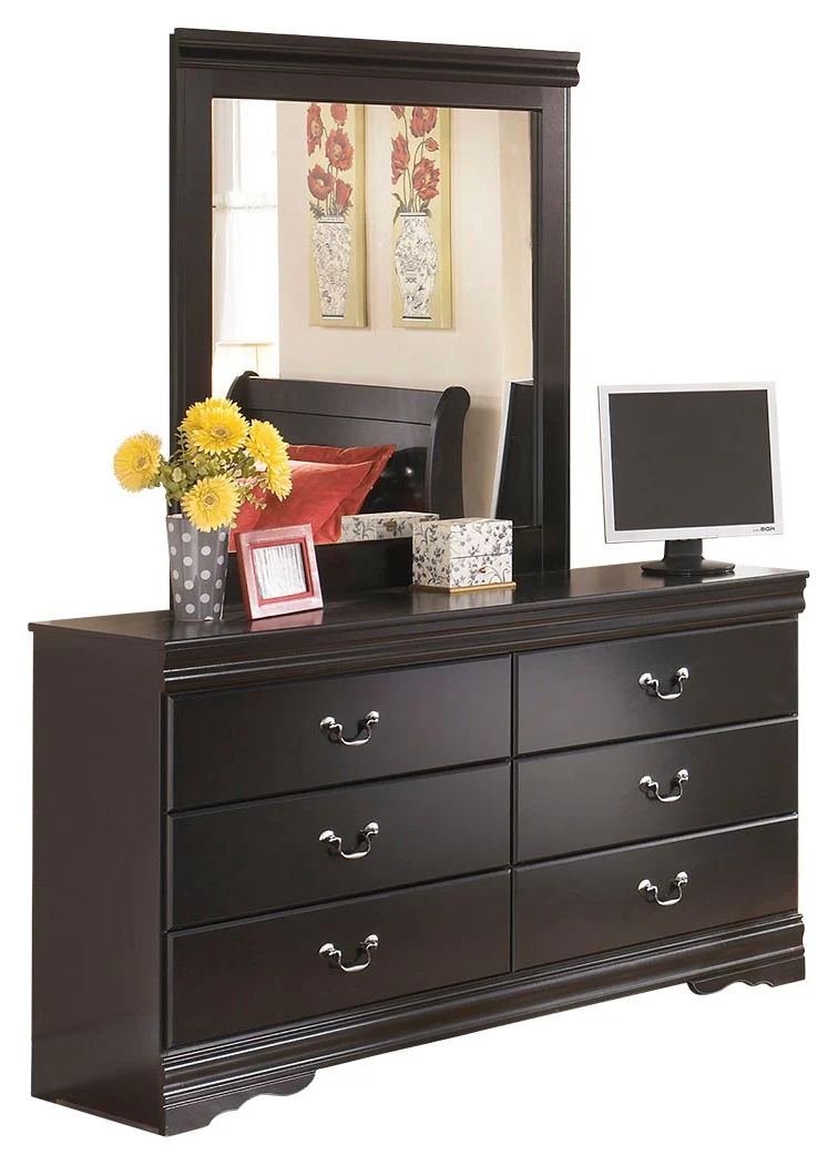 Huey Vineyard – Dresser, Mirror – Black