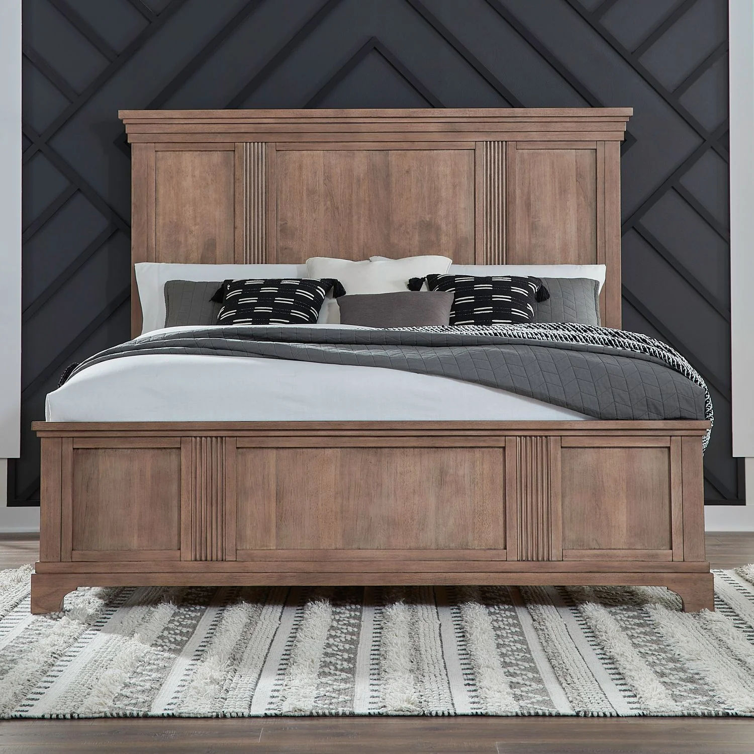 Haven Hills – Panel Bed