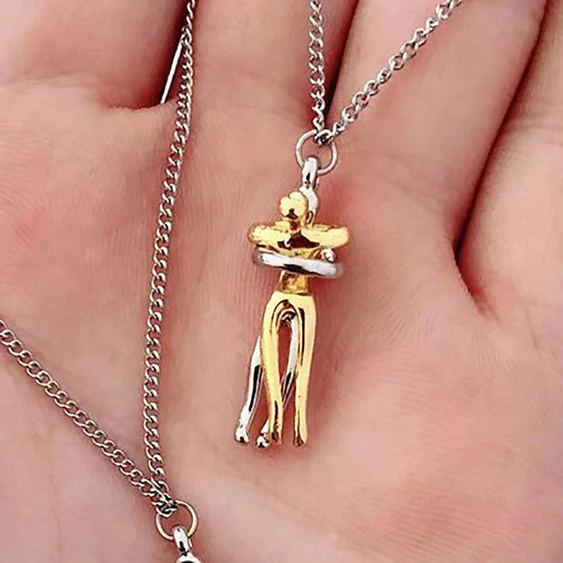 Love Forever Hug Cute Couple Necklace - Image 3