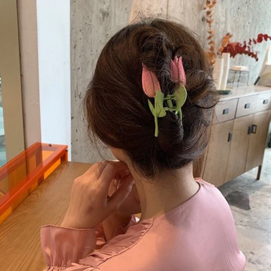 Ponytail Tulip Hair Claws - Image 3