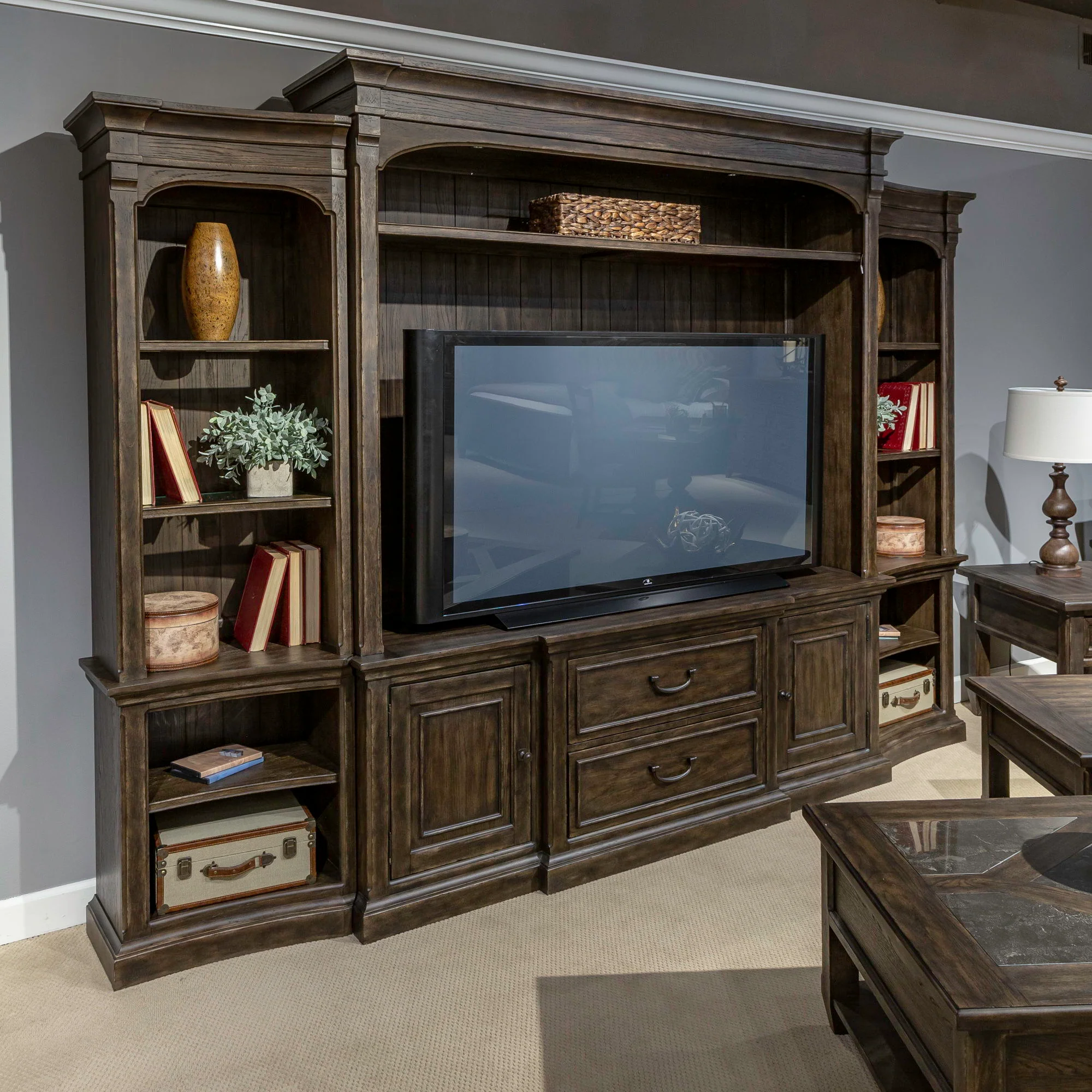 Paradise Valley - Entertainment Center - Image 1