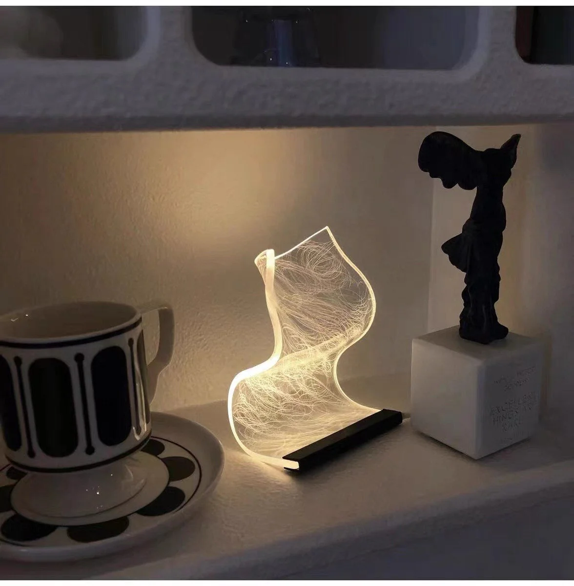 Luminary Artsy LED Table Lamp - Image 2