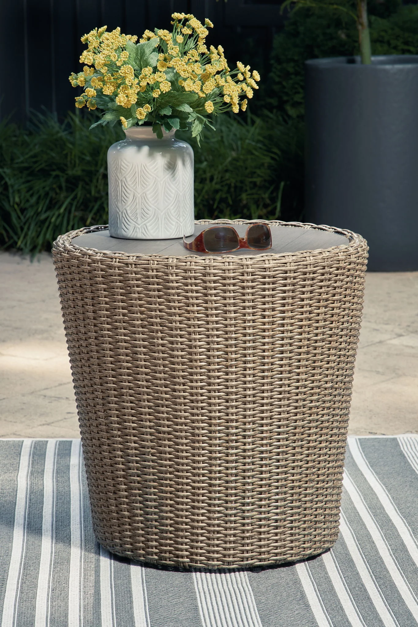 Danson - Round End Table - Beige - Image 2