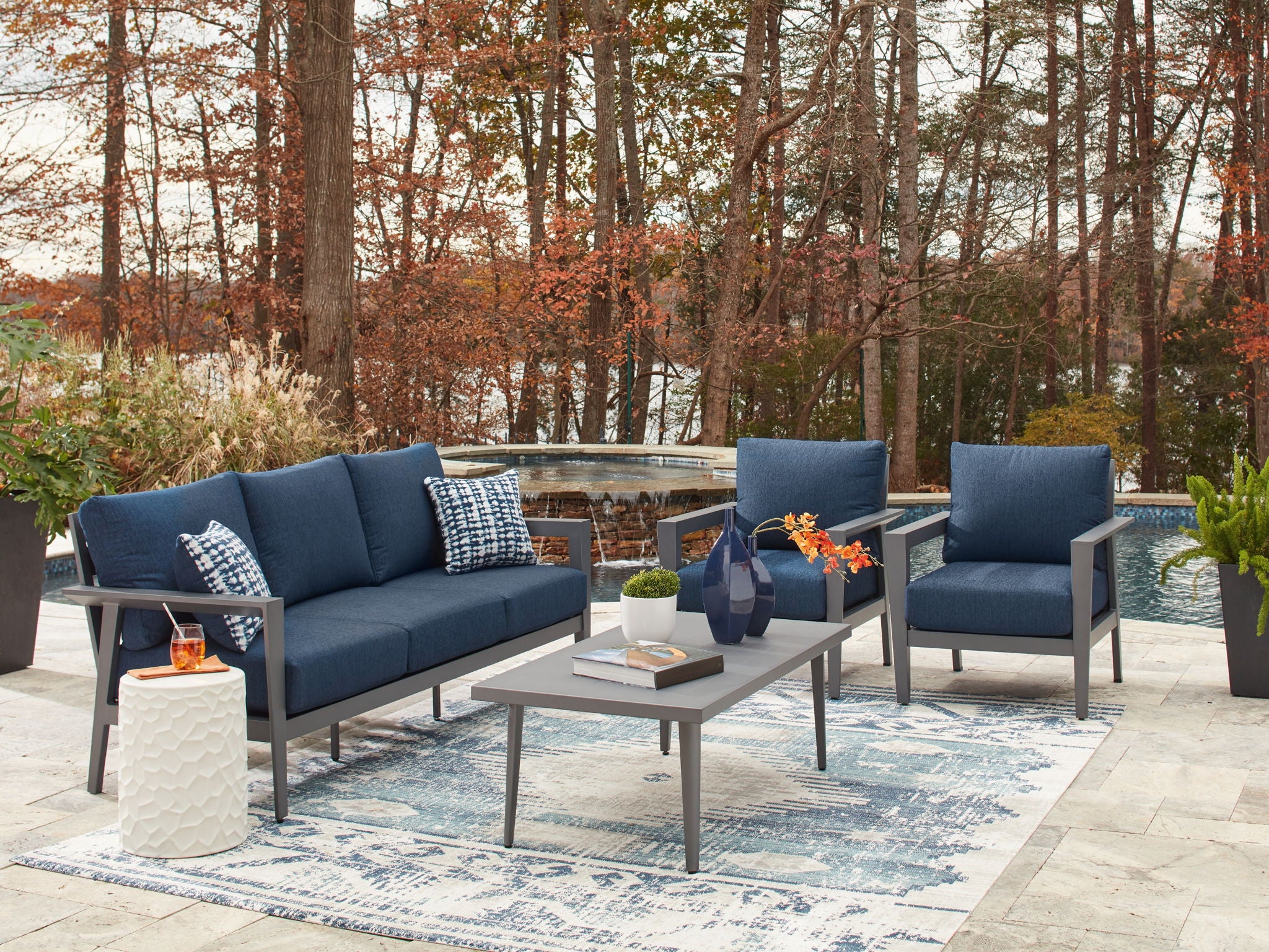 Gali - Sofa / Chairs / Table Set (Set of 4) - Gray / Blue - Image 2