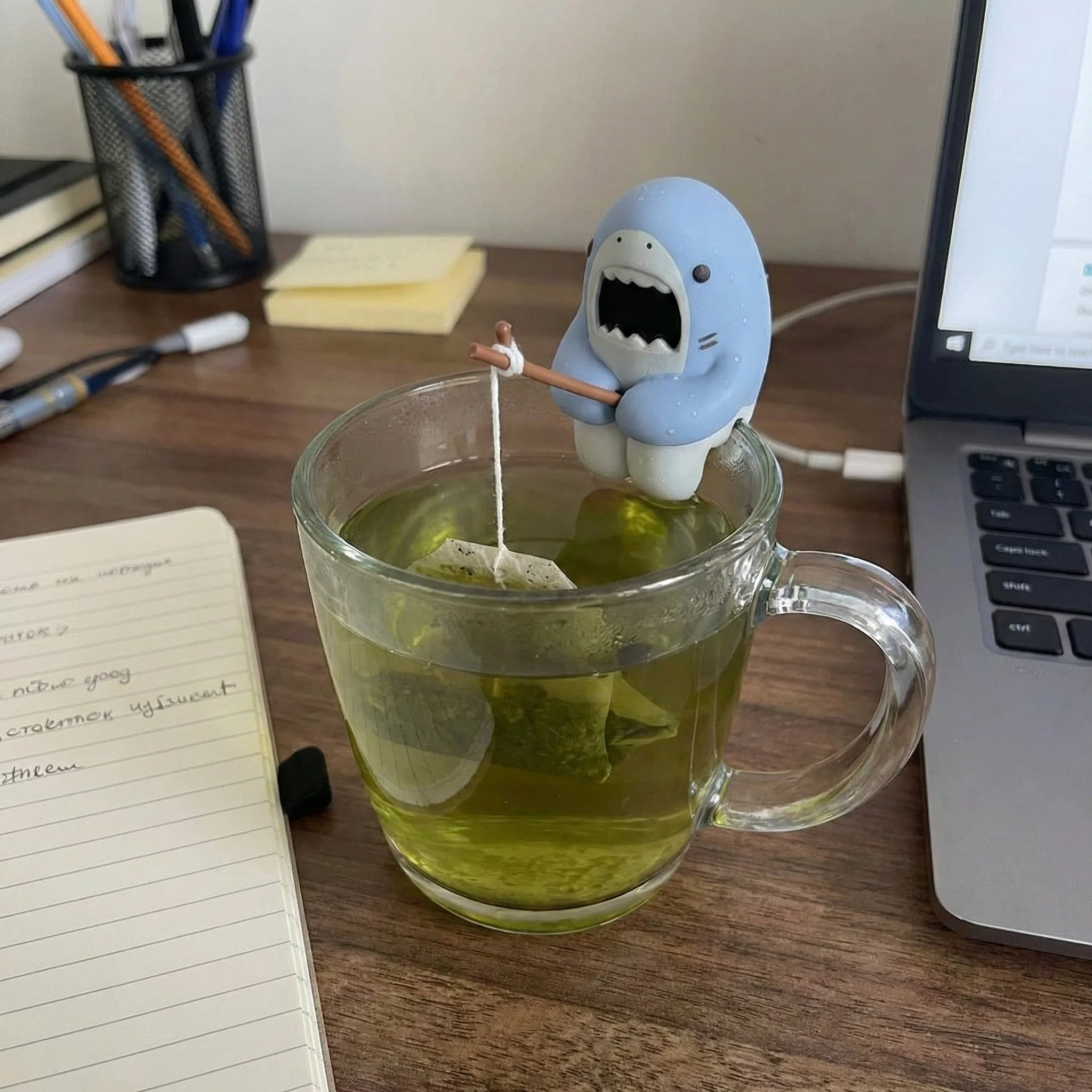 Chill Shark Tea Bag Holder - Image 3