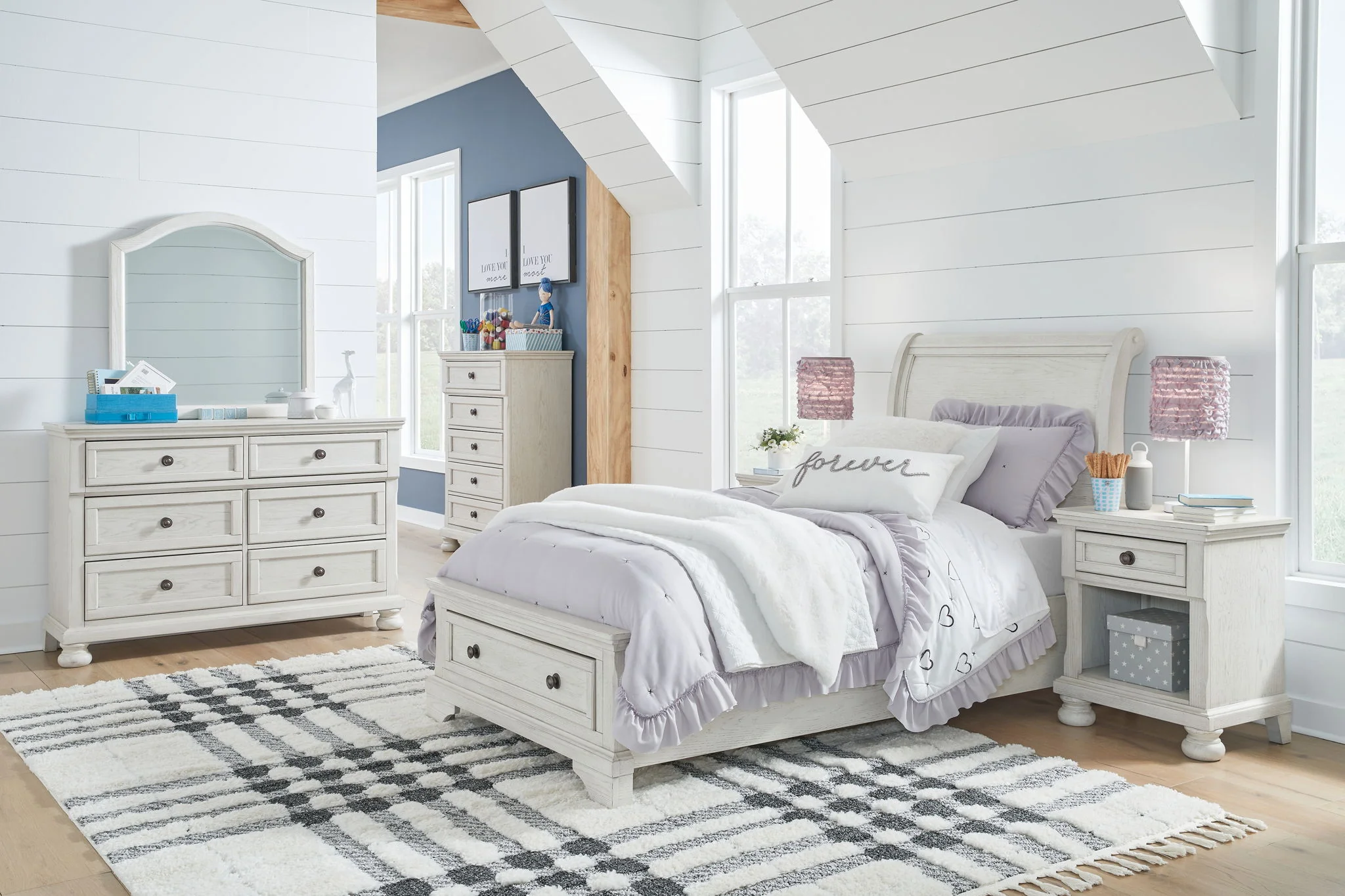 Robbinsdale – Youth Sleigh Storage Bedroom Set