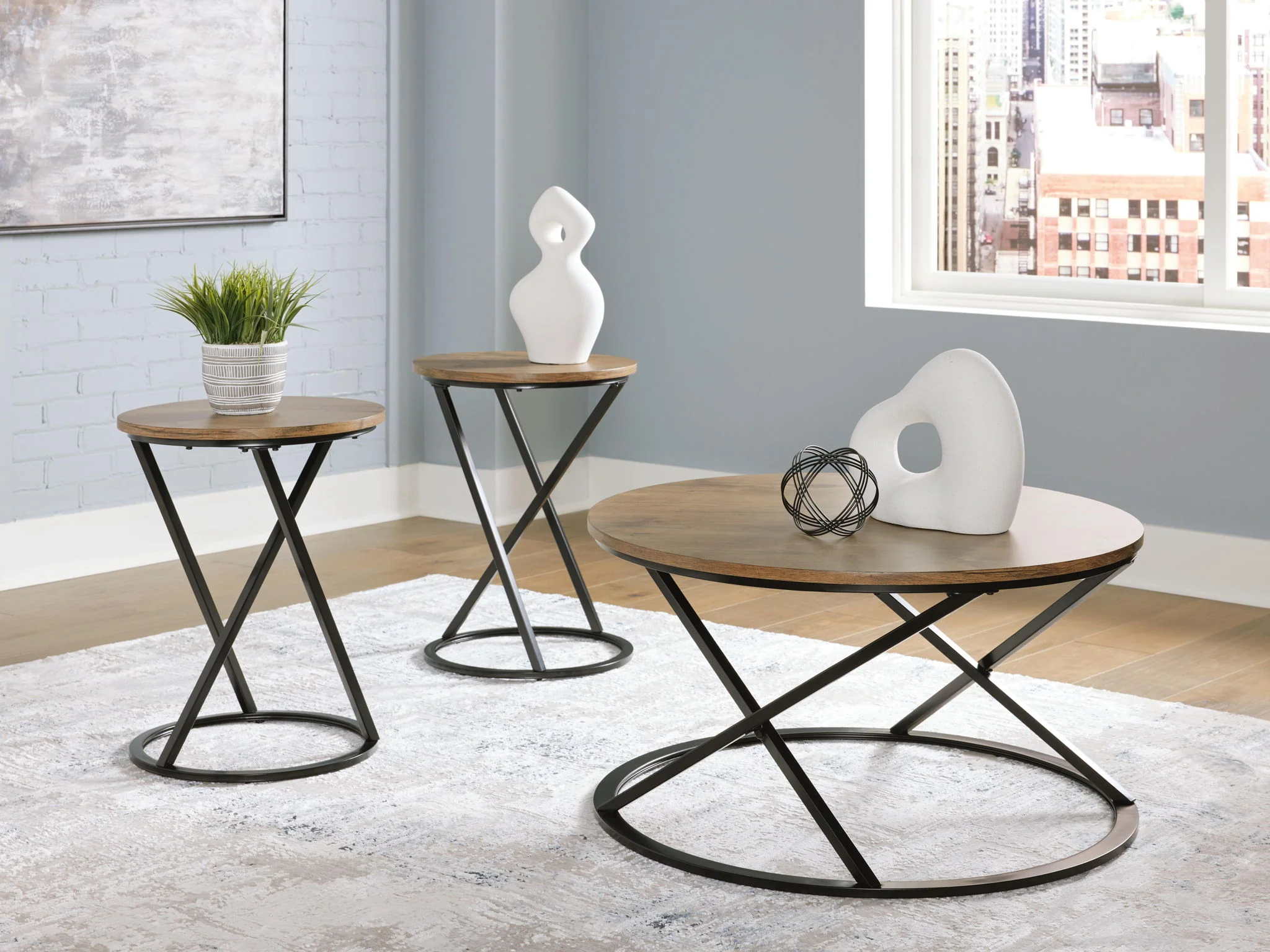 Cassbryn - Occasional Table Set (Set of 3) - Brown / Black - Image 3