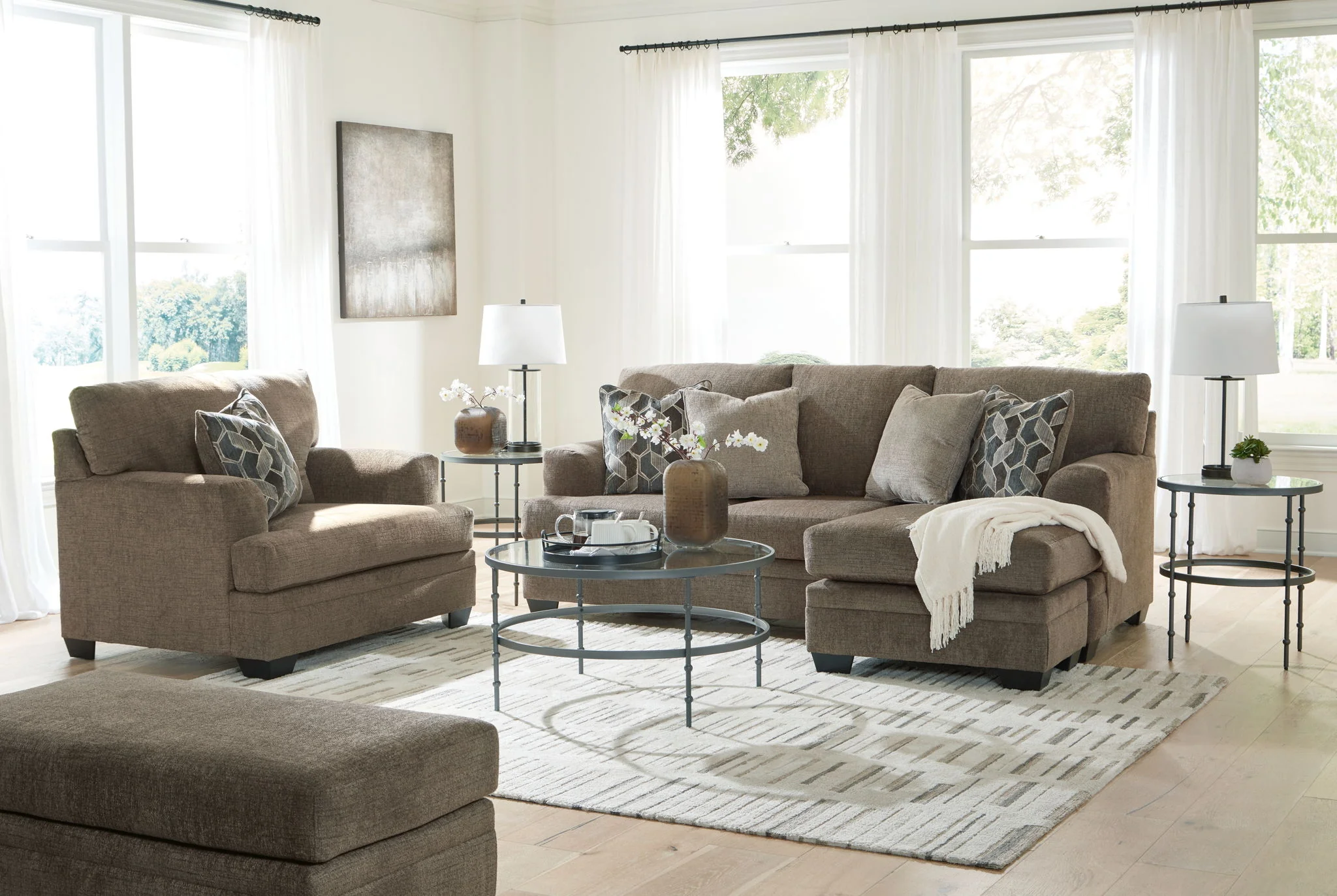 Stonemeade - Living Room Set - Image 3
