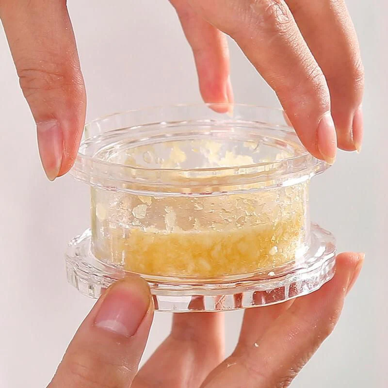 Manual Mini Garlic Crusher - Image 2