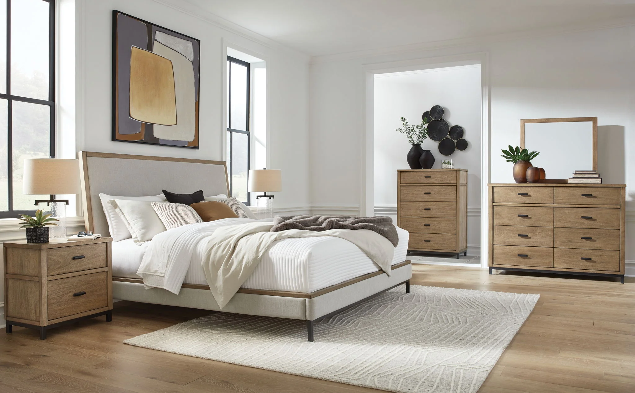 Tomtyn – Upholstered Bed Set
