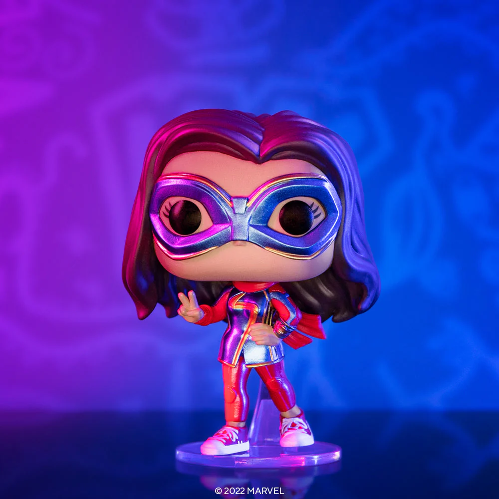 Funko Pop! Marvel: Ms. Marvel - Ms. Marvel with Peace Sign #1077 - Image 2