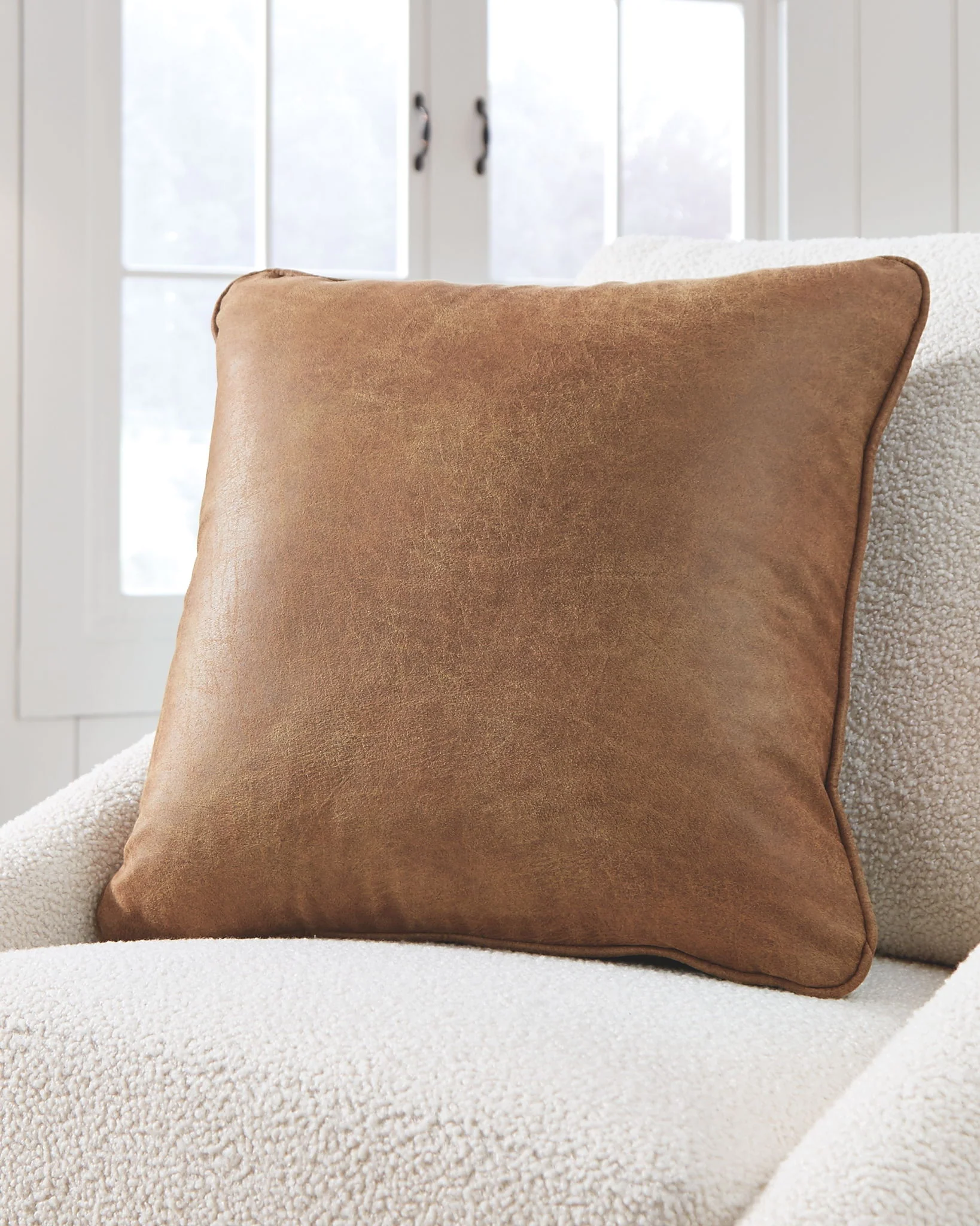 Cortnie - Pillow - Image 2