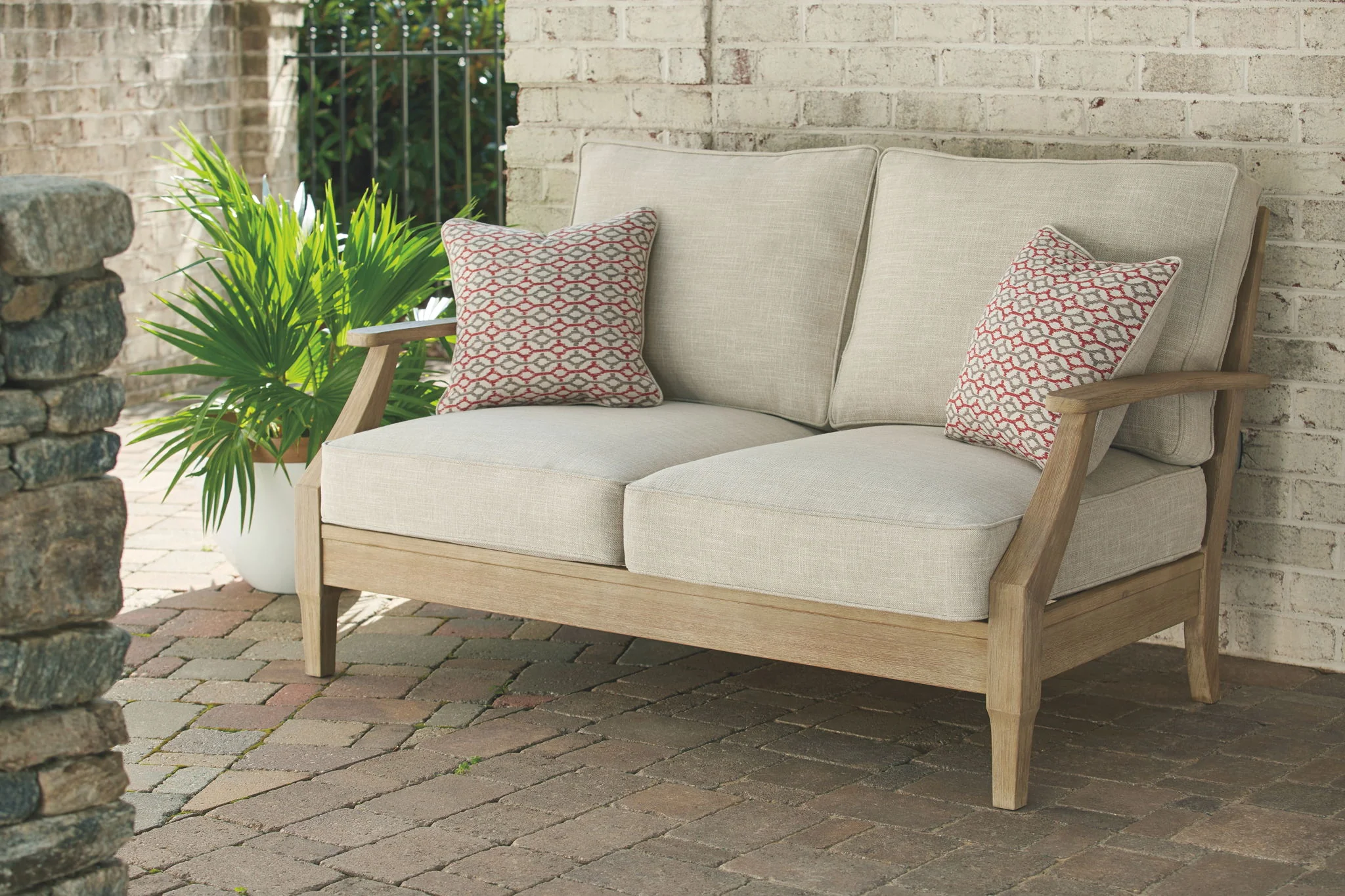 Clare View - Loveseat w/Cushion - Beige - Image 2
