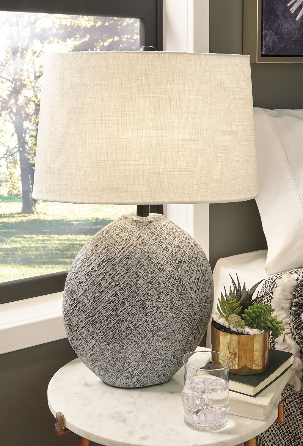 Harif - Paper Table Lamp  - Beige - Image 3