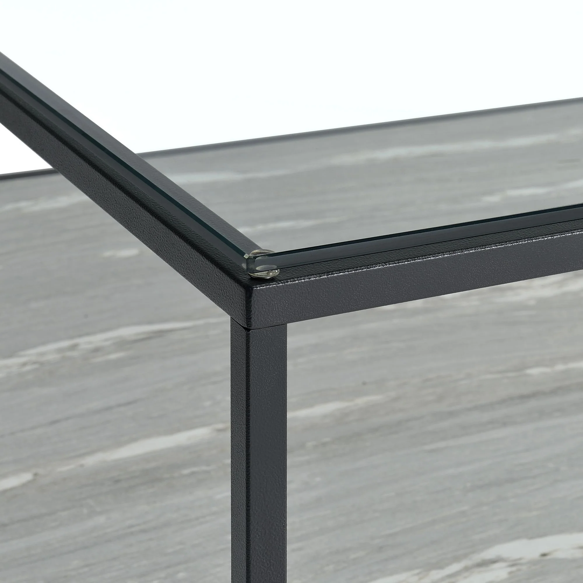 Yasmin - Table - Image 3