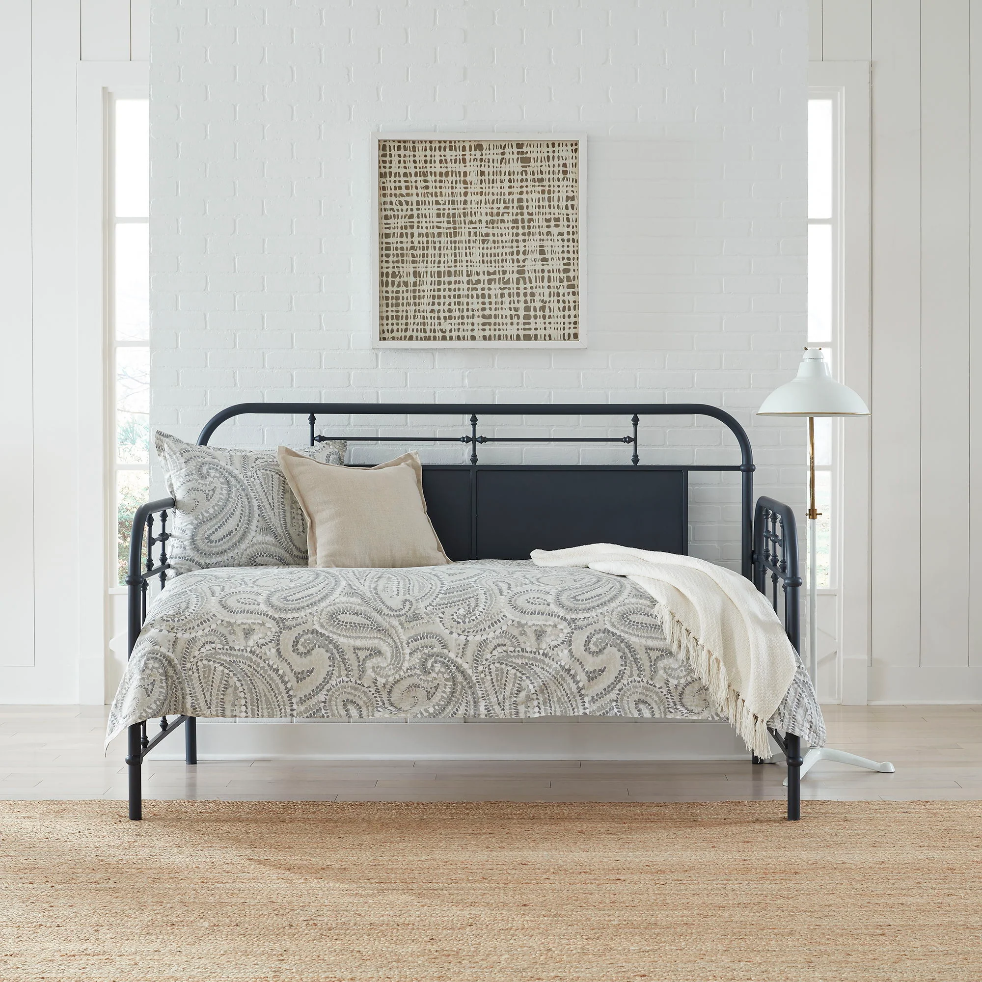 Vintage Series - Metal Day Bed - Image 3