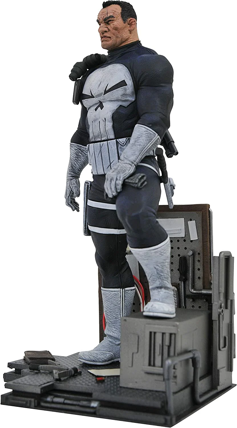 Diamond Select Toys Marvel Gallery Punisher PVC Figure - Image 3