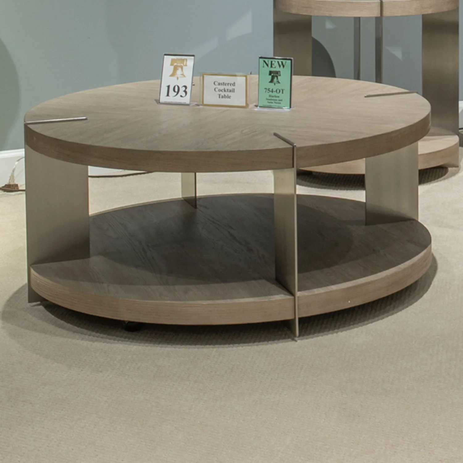 Harlow - Table - Image 1
