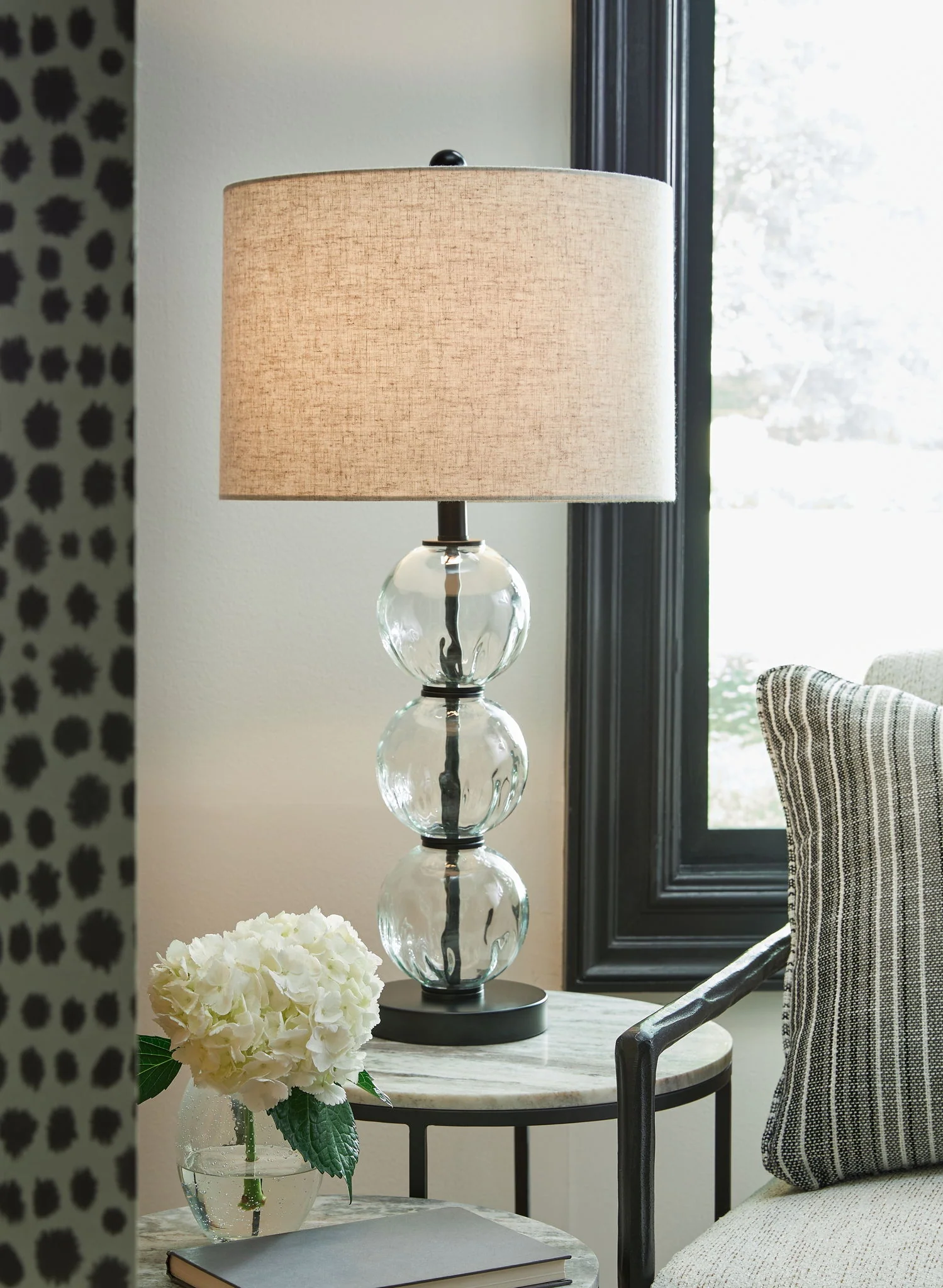 Airbal - Glass Table Lamp (Set of 2) - Clear / Black - Image 3