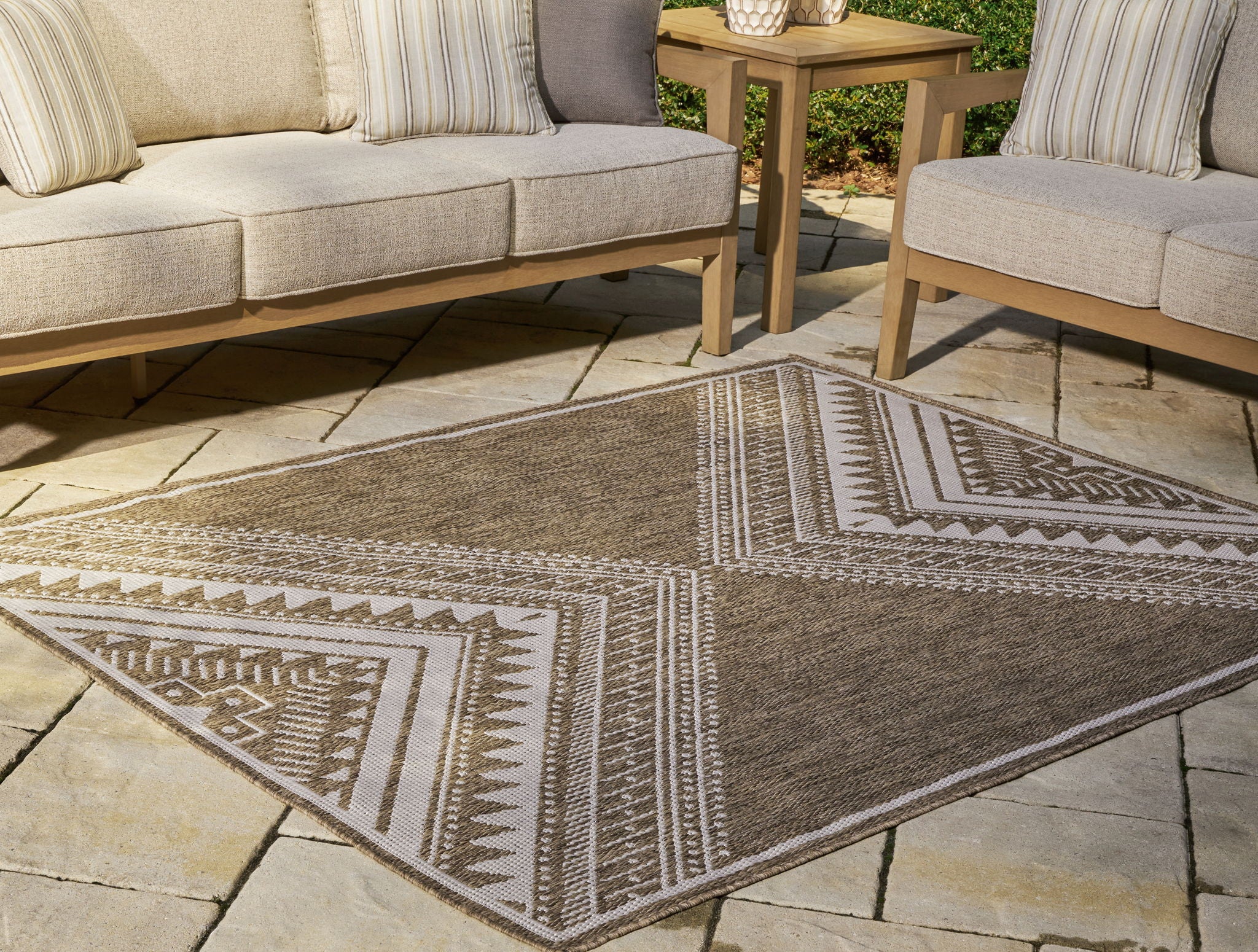 Dunsler - Rug - Image 2