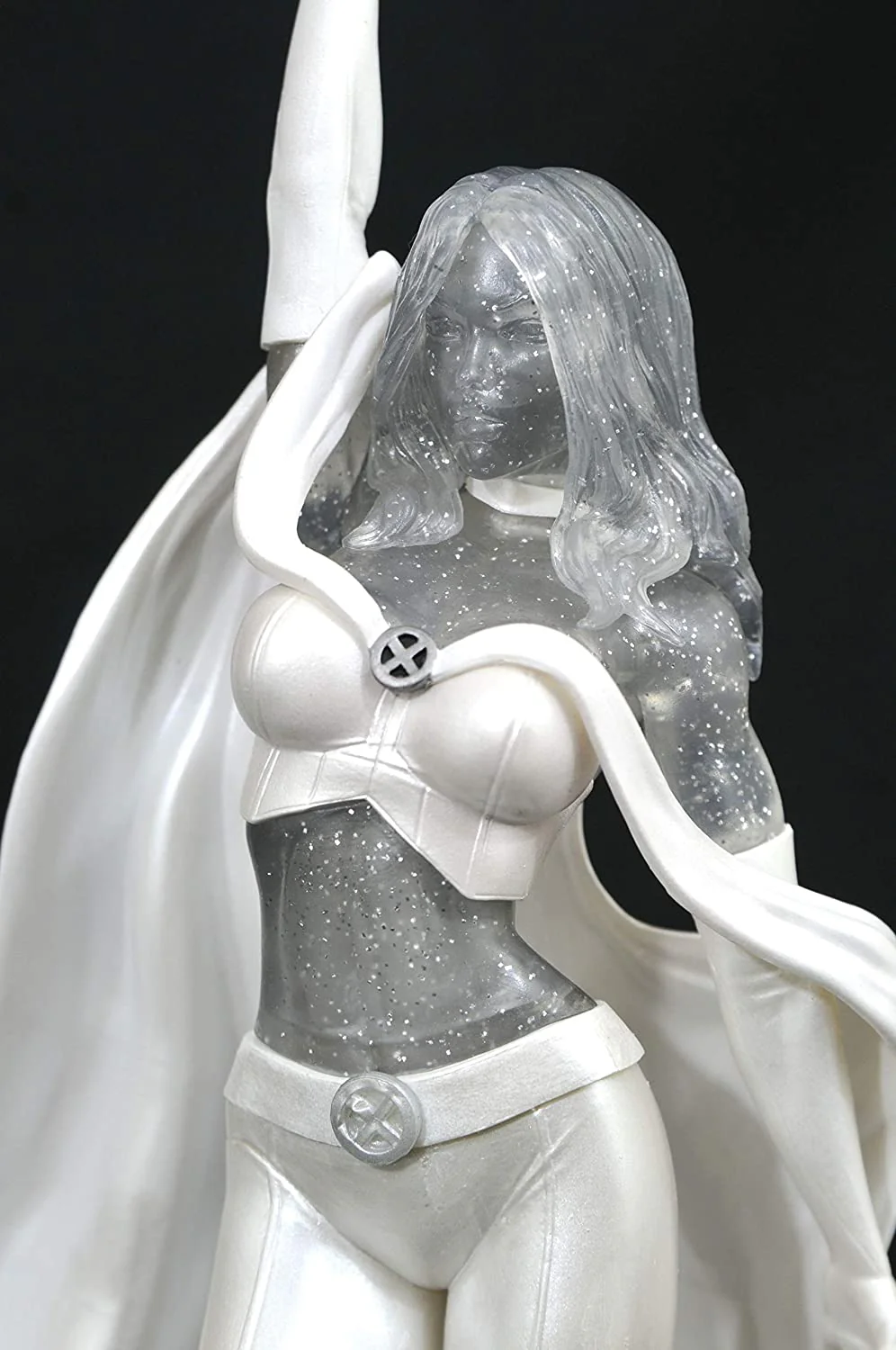 Diamond Select Toys Marvel Gallery: Emma Frost Diamond PVC Figure - Image 3