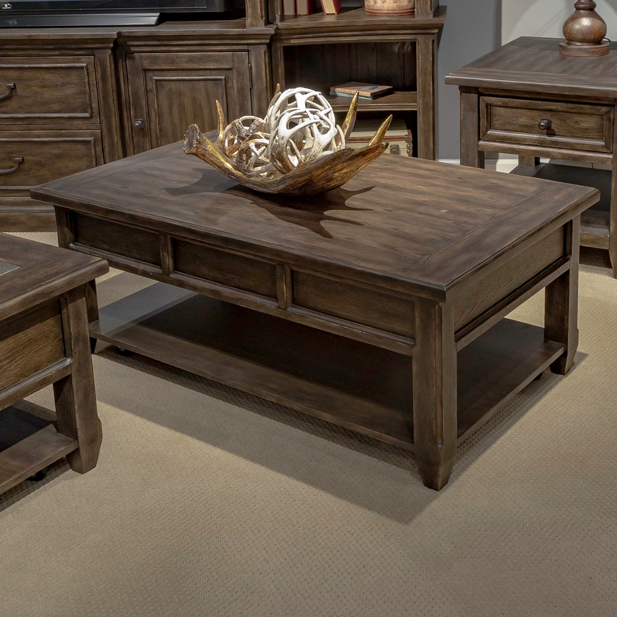 Paradise Valley - Lift Top Cocktail Table - Saddle Brown - Image 1
