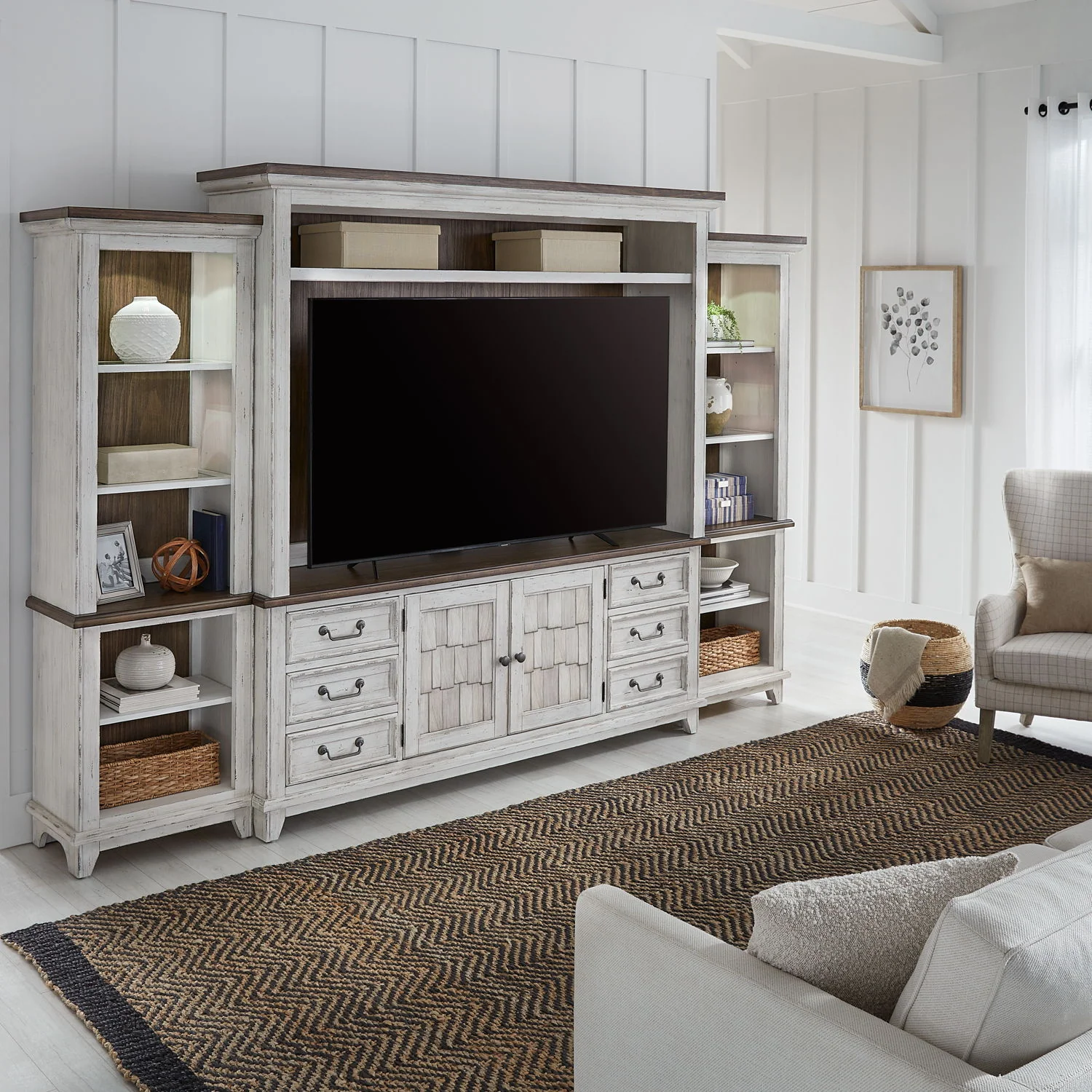 River Place – Entertainment Center
