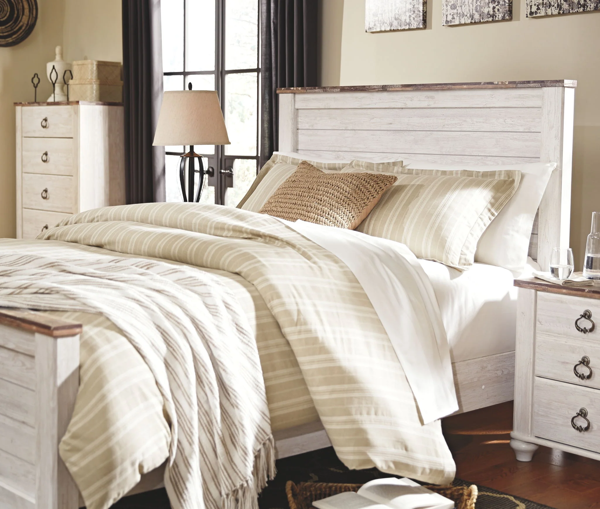 Willowton - Panel Bedroom Set - Image 3