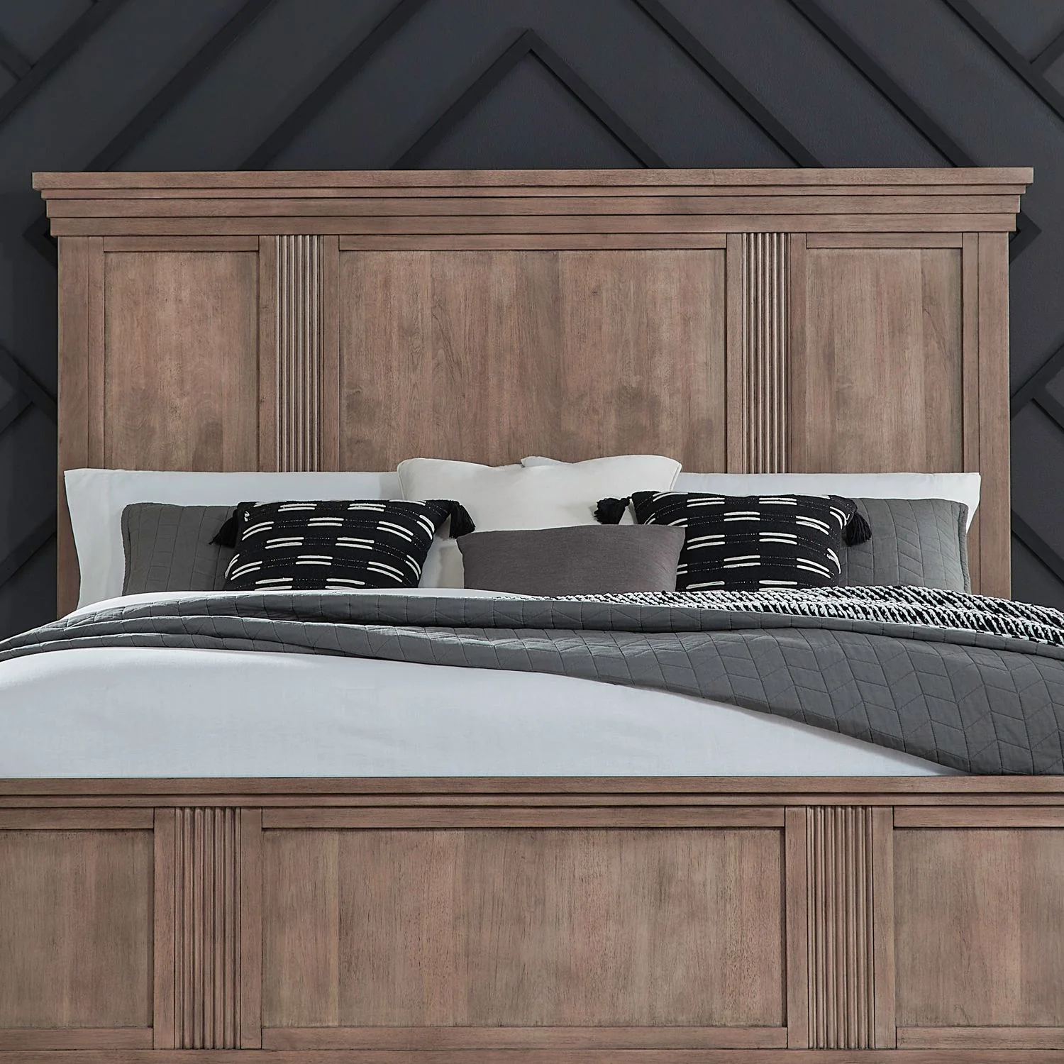 Haven Hills – Panel Headboard