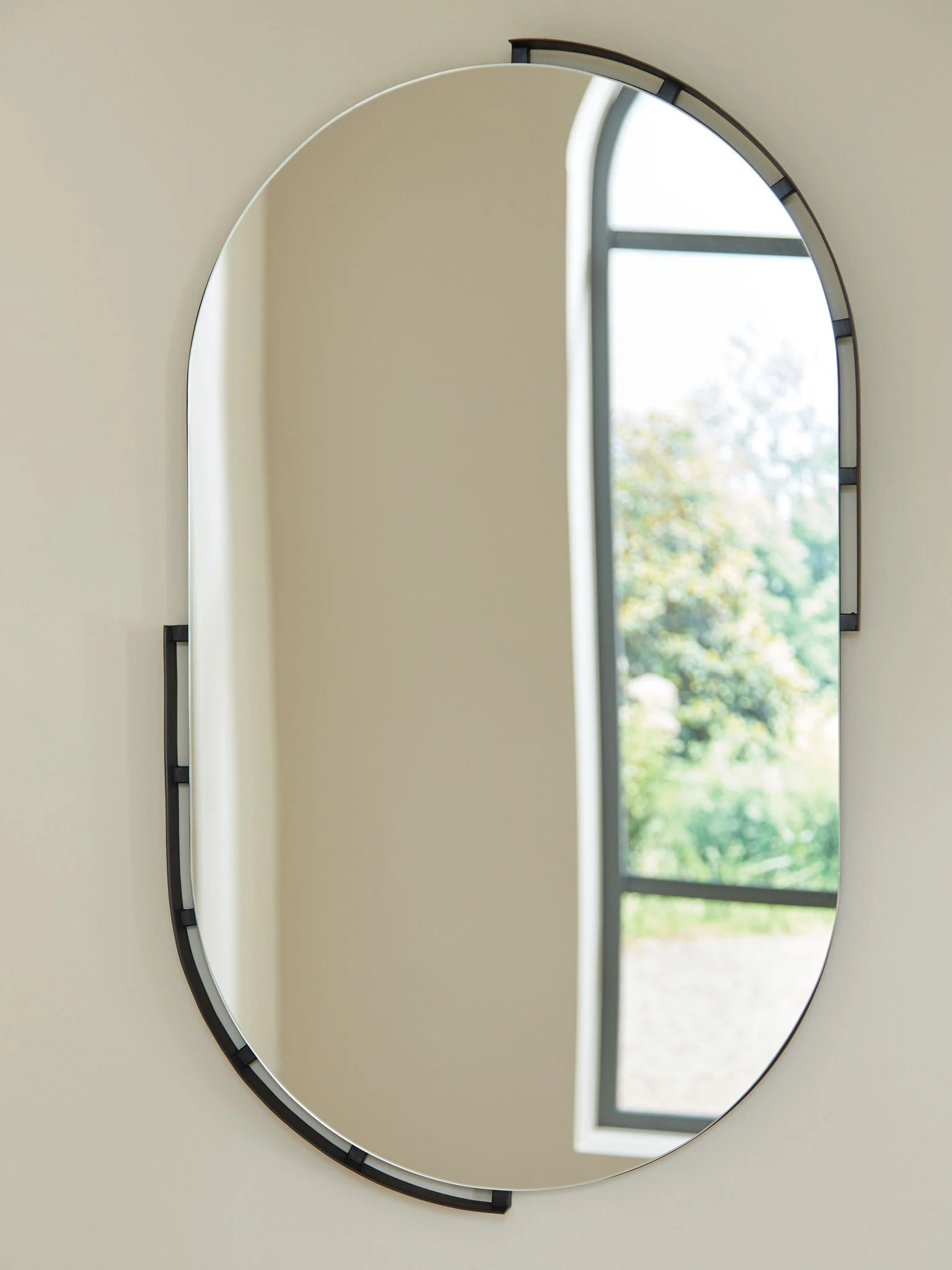 Valkings - Accent Mirror - Black - Image 3