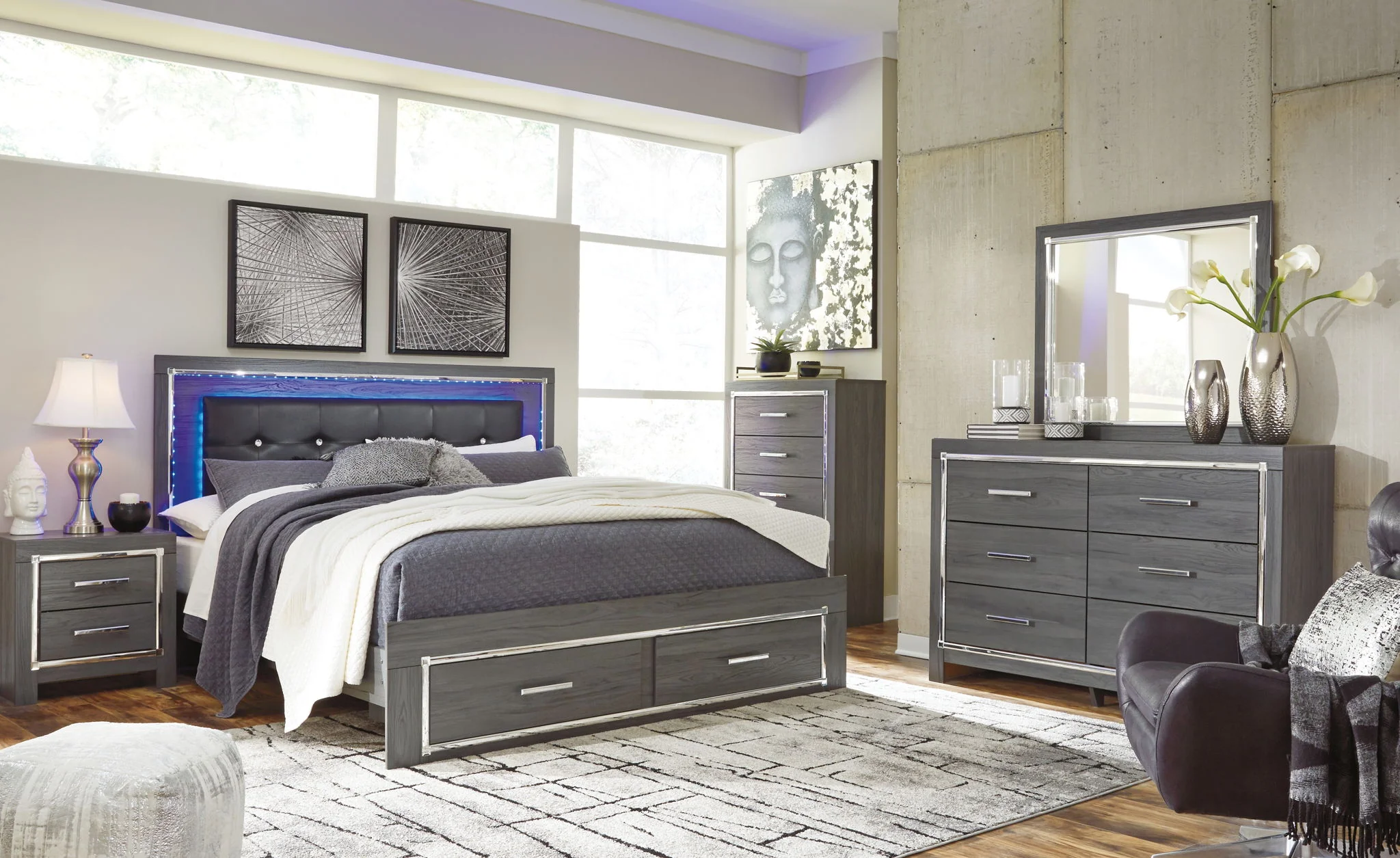 Lodanna - Panel Bedroom Set - Image 3