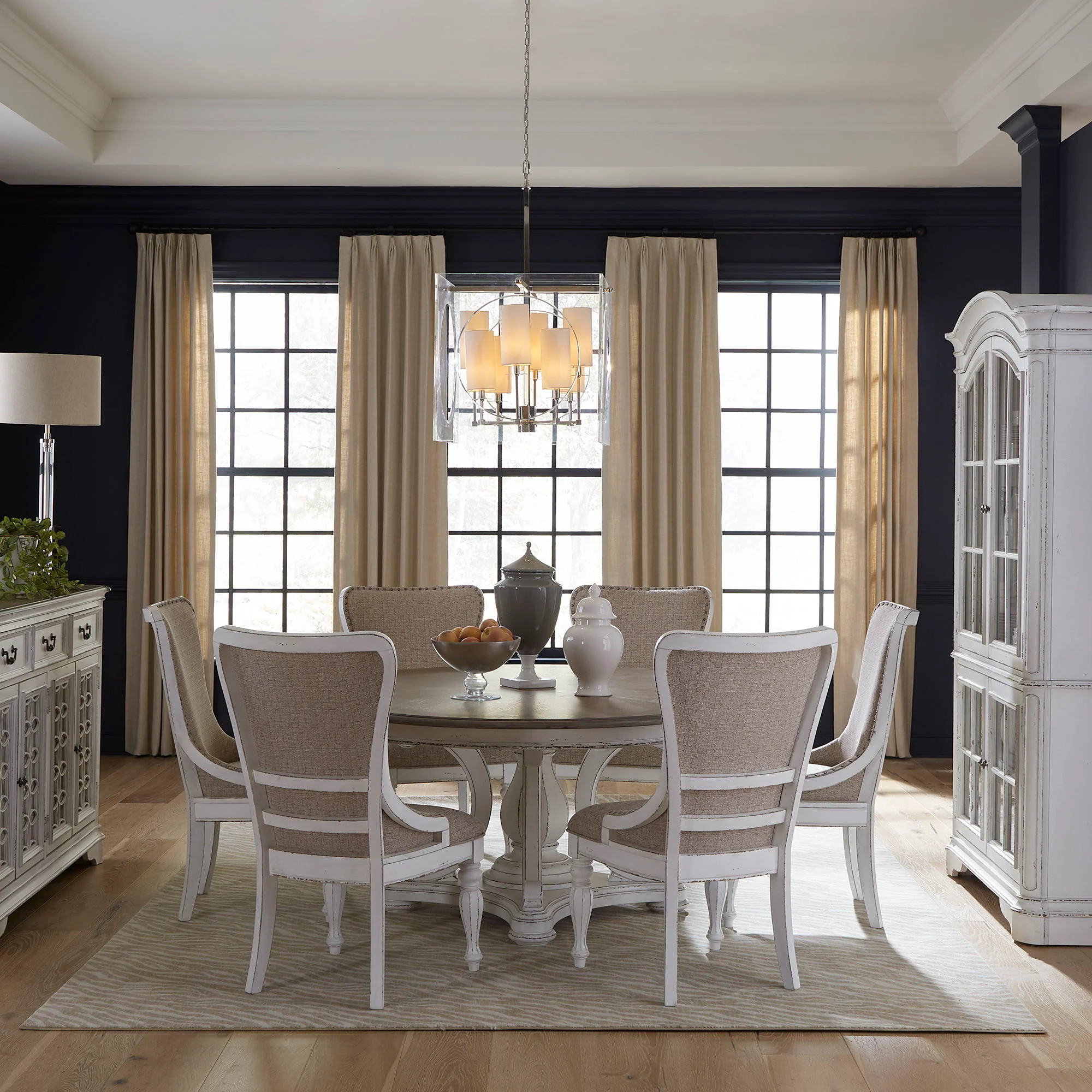 Magnolia Manor – 7 Piece Round Ped Table Set – Antique White